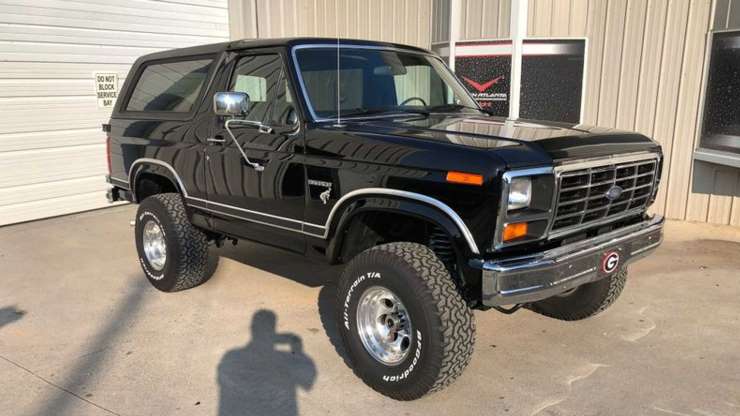 Ford Bronco Sport Base-Model 1983 Ford Bronco Is A Rugged Survivor AAHrRTG