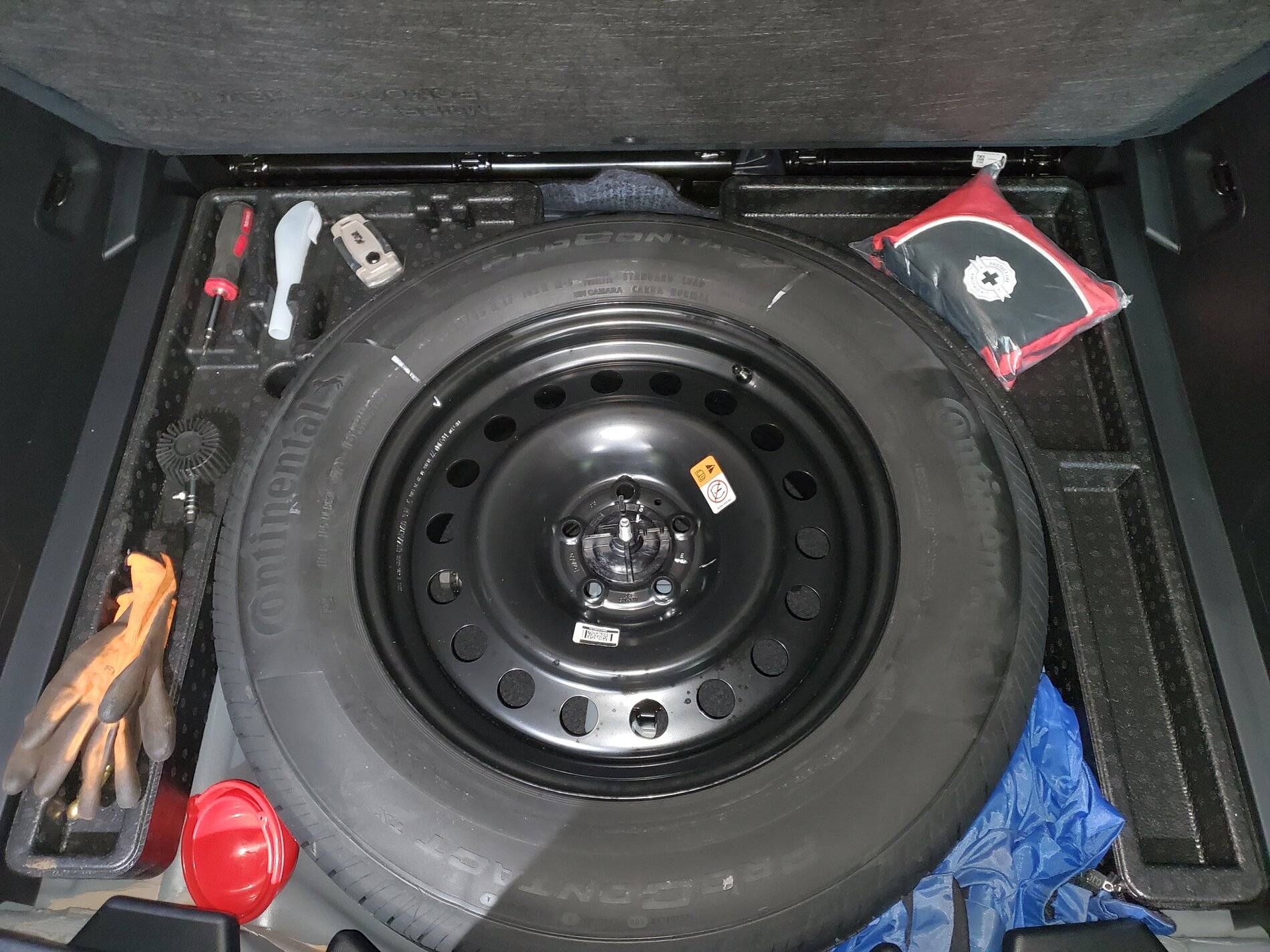 Ford Bronco Sport Spare Tire Foam Tray uses. 20210623_212507