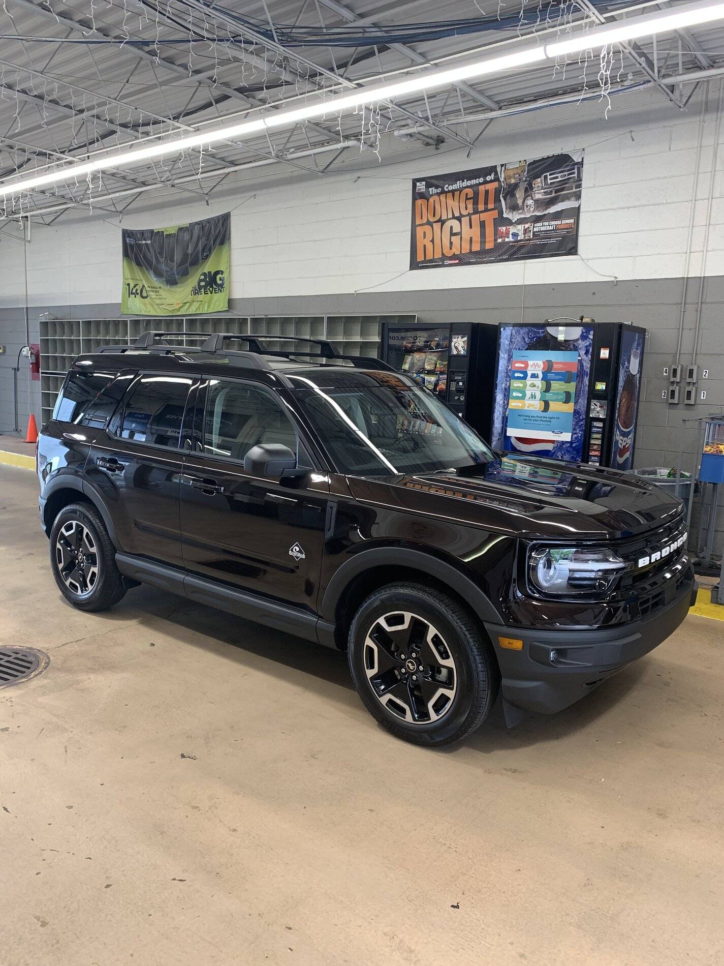 Ford Bronco Sport Waiting room 8E4DAACA-0186-4599-BBB4-698F6C1DC5E7