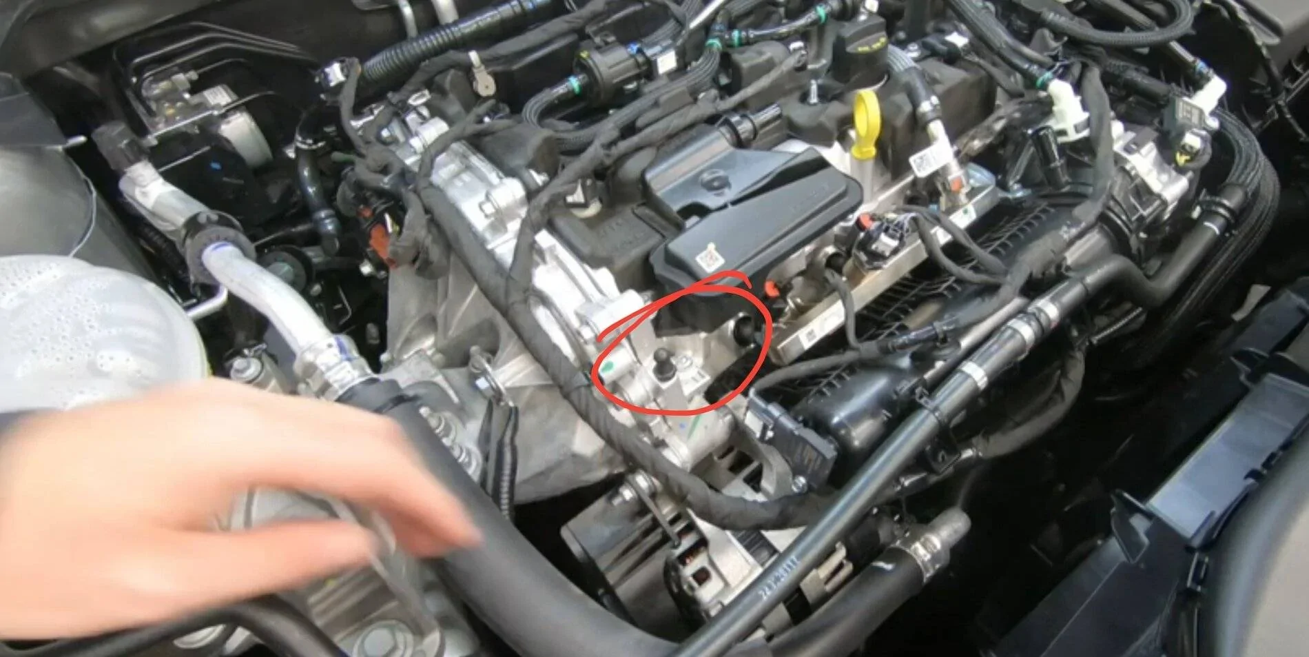 Ford Bronco Sport Delivered with missing parts? Screenshot_20210625-213124_YouTu