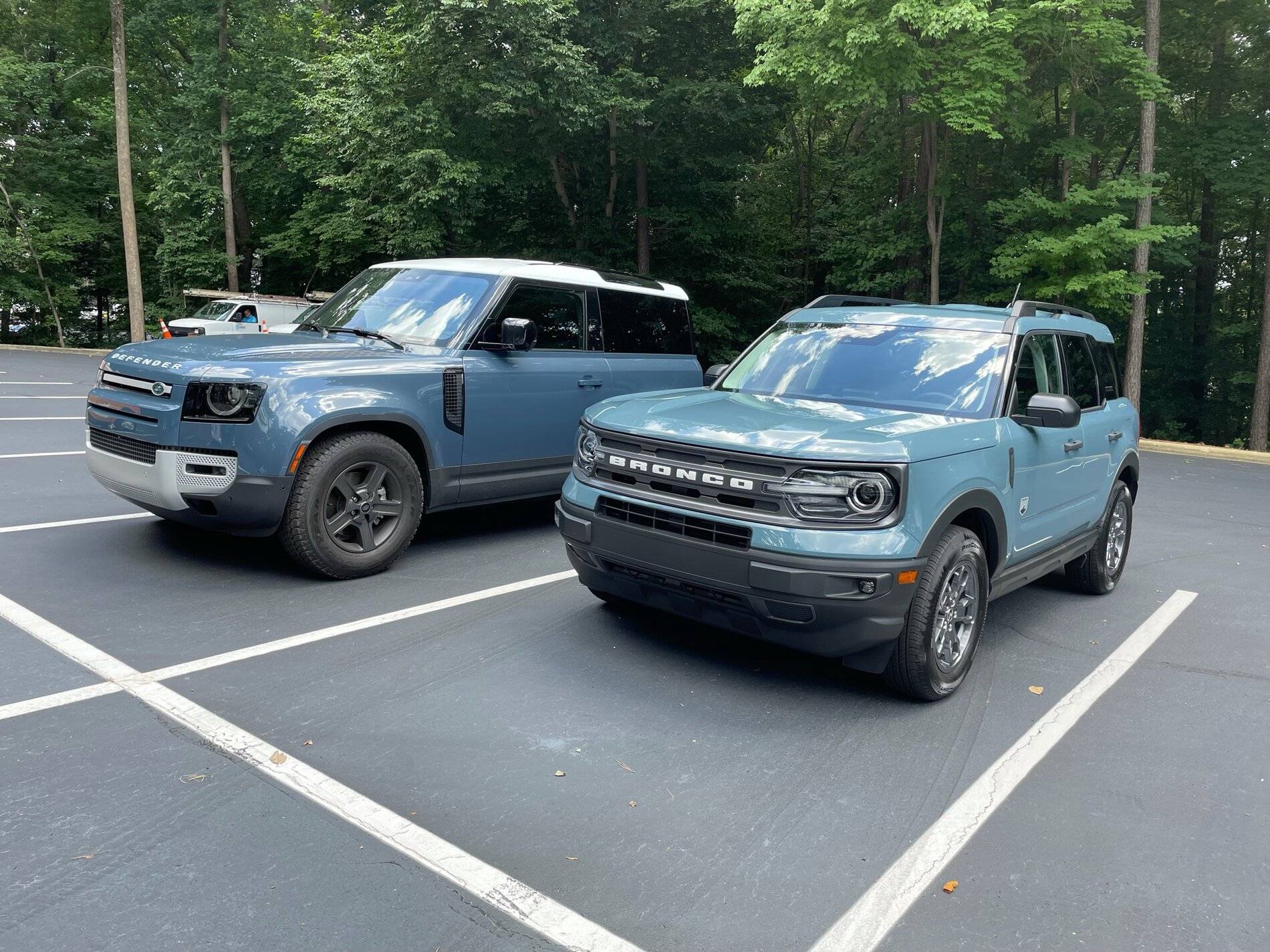 Ford Bronco Sport Waiting room 54FC88A6-BF49-4800-BFA4-CB7759C647E3