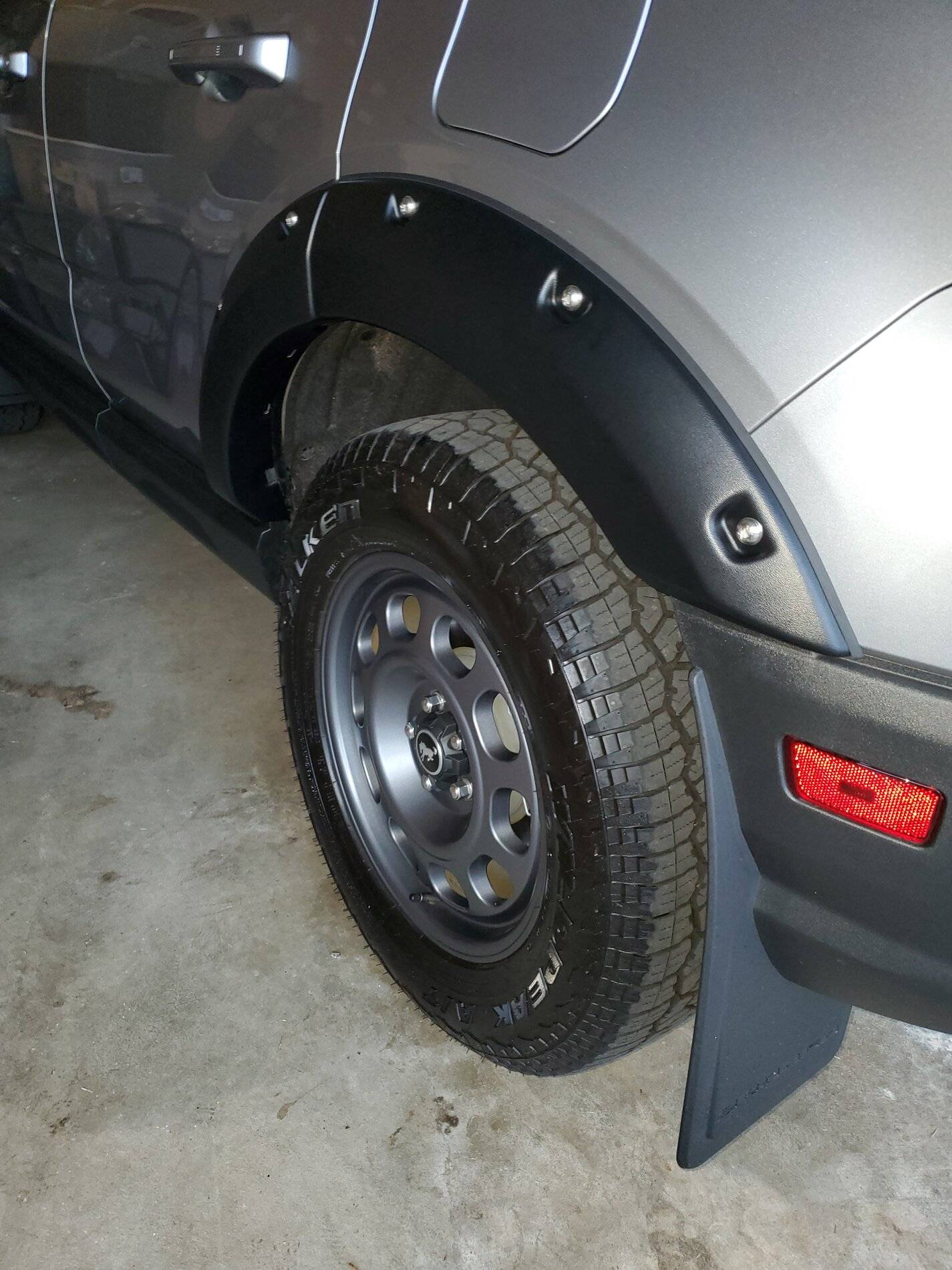 Ford Bronco Sport Help with bushwacker fender flares 20210701_145327