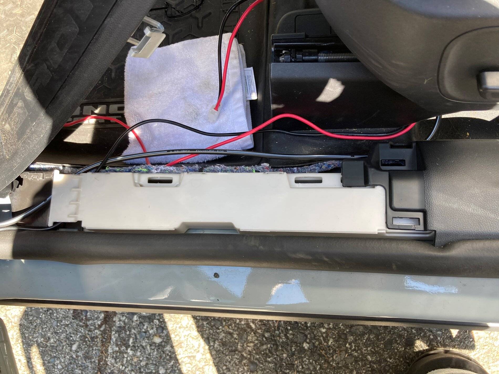 Ford Bronco Sport Transceiver Installation thread  (Ham, CB, GMRS). Radio unit and antenna installation on Bronco Sport 1627170589202