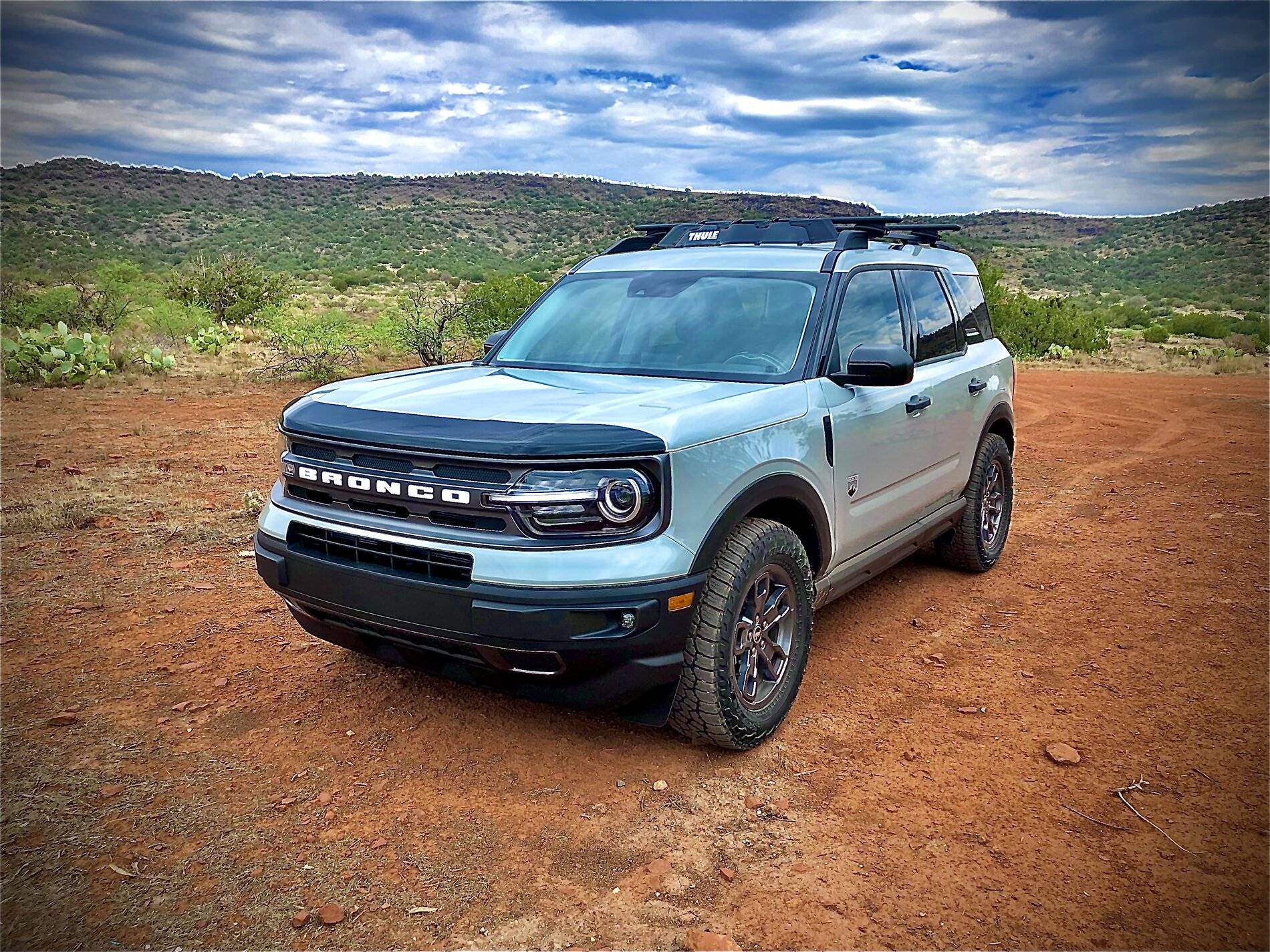 Ford Bronco Sport Thule HD Crossbar Roof Rack System installed A8542109-FA26-4E42-914C-F0A62E346E3E