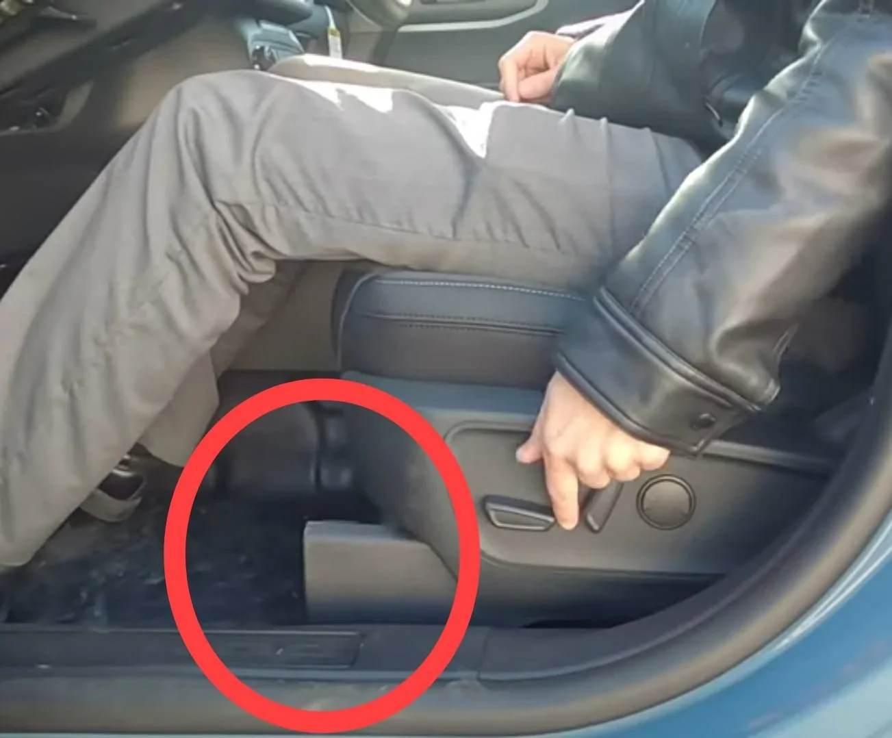 Ford Bronco Sport Seat mount cover sharp edges 1628481054634