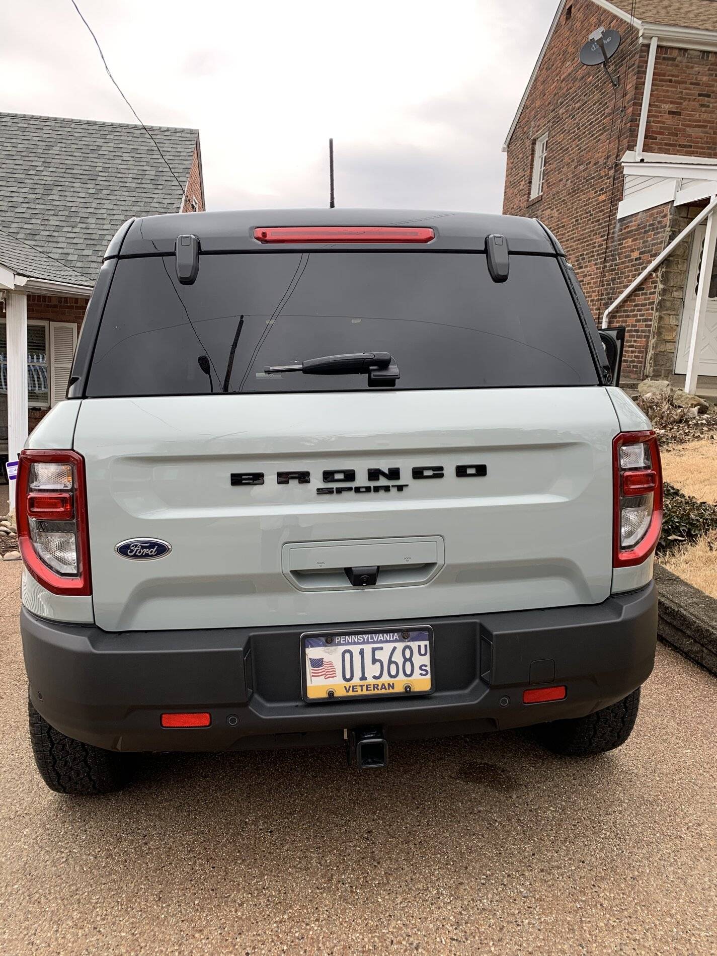 Ford Bronco Sport White Bronco Sport Lettering on Tailgate 7E27708E-EAA2-49A1-8640-79550DE121F9