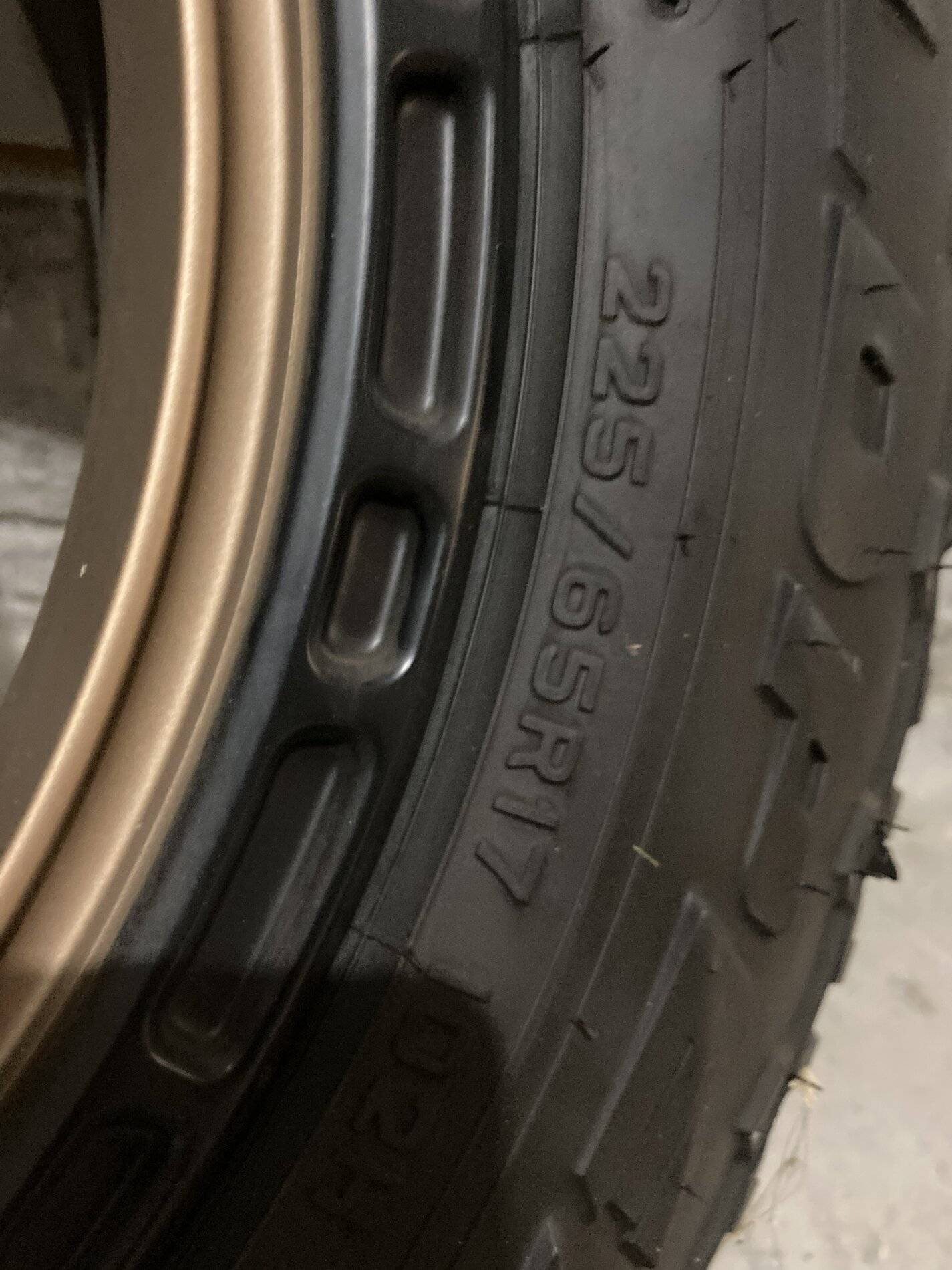 Ford Bronco Sport FS: set of 17” Bronze KMC Alpines on Falken Wildpeak trail C676A4D6-C186-4E89-B89F-EC53B6827F0A