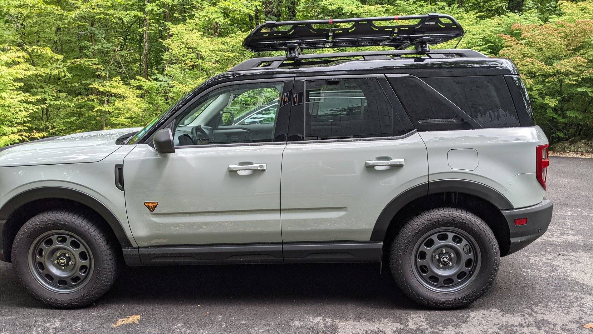 Ford Bronco Sport Yakima Offgrid basket installed PXL_20210820_170111518