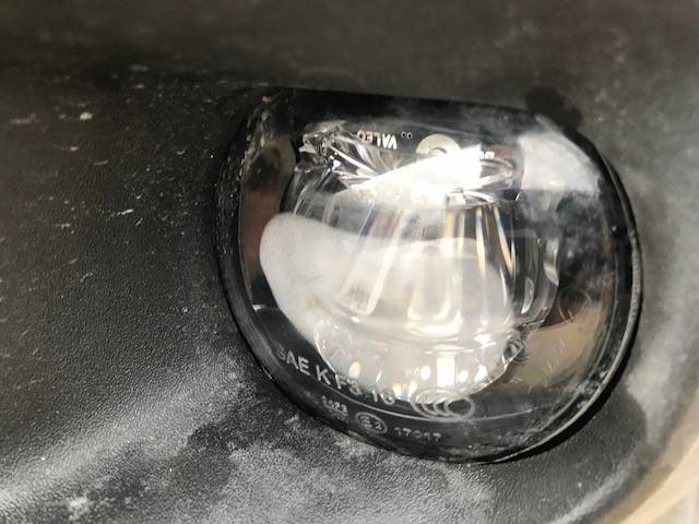 Ford Bronco Sport Moisture in headlights? neblinero izq 1