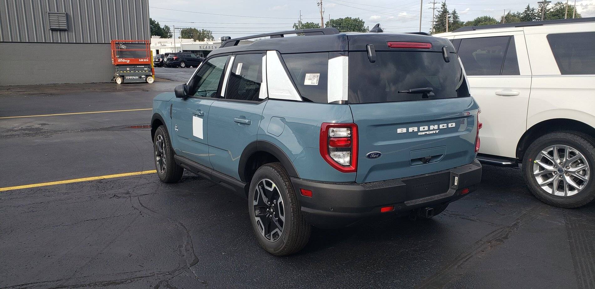 Ford Bronco Sport Waiting room 13DA3DD0-8B25-47D9-8D4A-3C6F62936D21