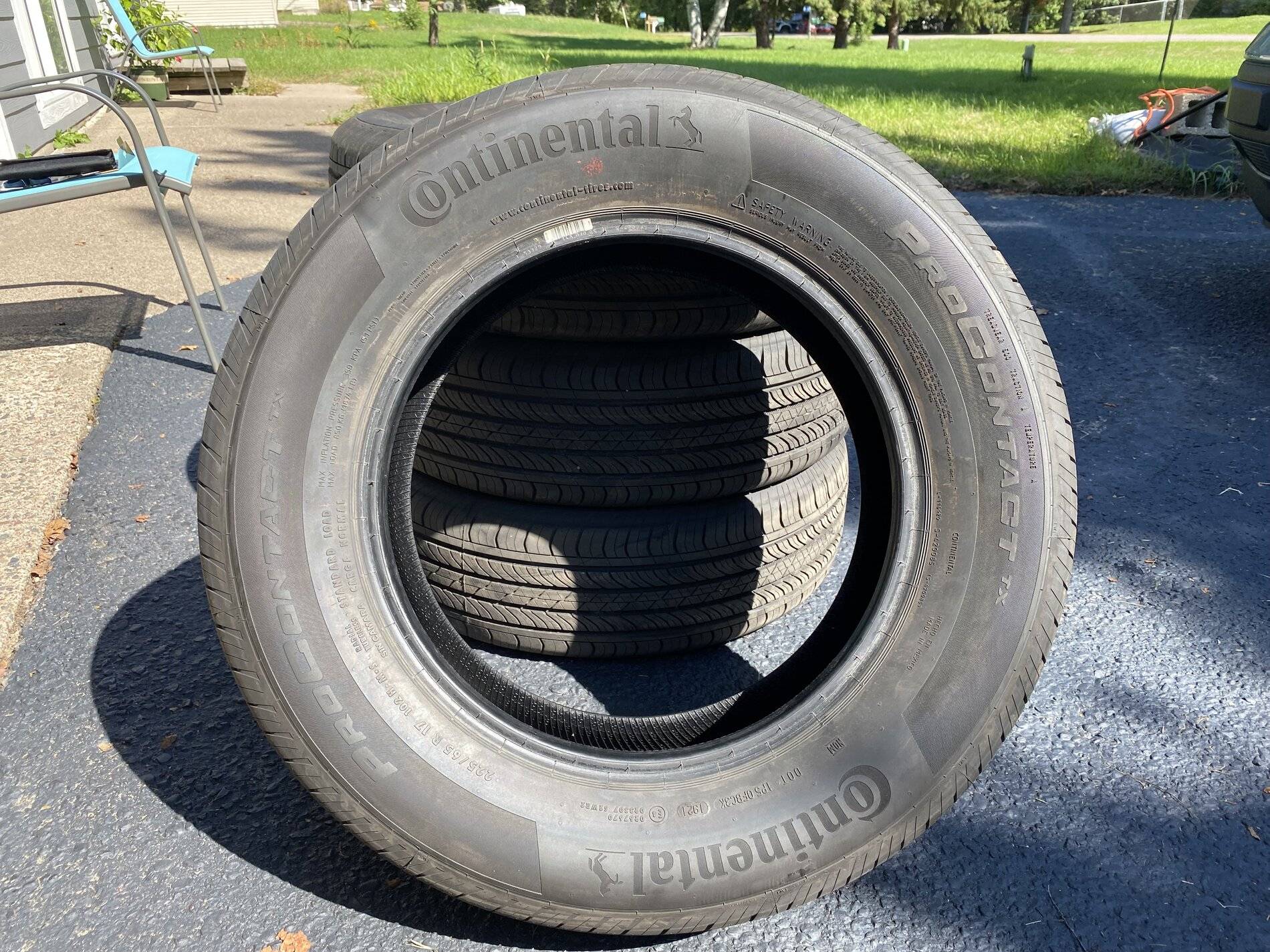 Ford Bronco Sport SOLD - Tires for sale Continental ProContact TX 225/65r17 IMG_2922