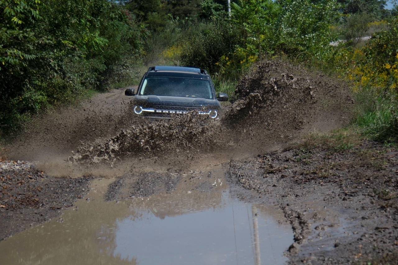 Ford Bronco Sport Got the BS nice and muddy! IMG_9439.JPG