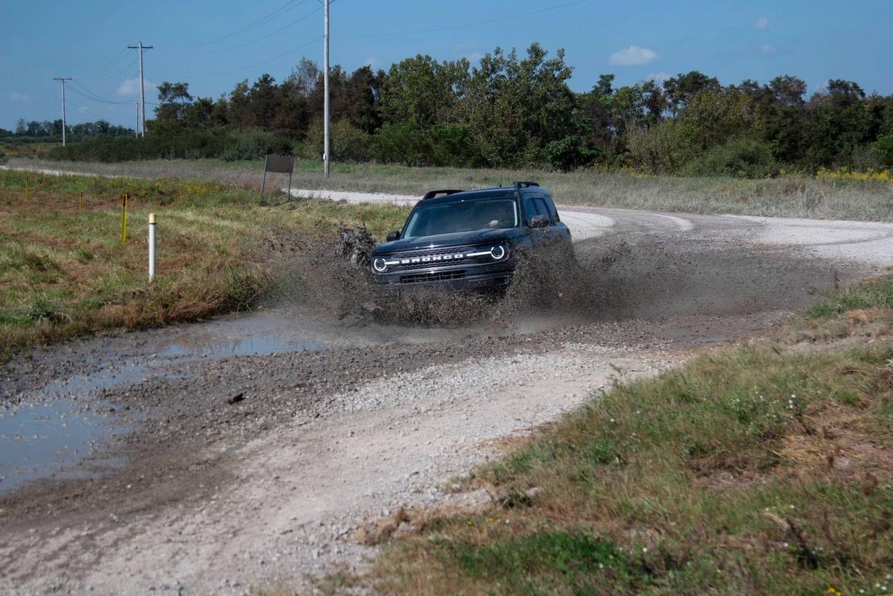 Ford Bronco Sport Got the BS nice and muddy! IMG_9435.JPG