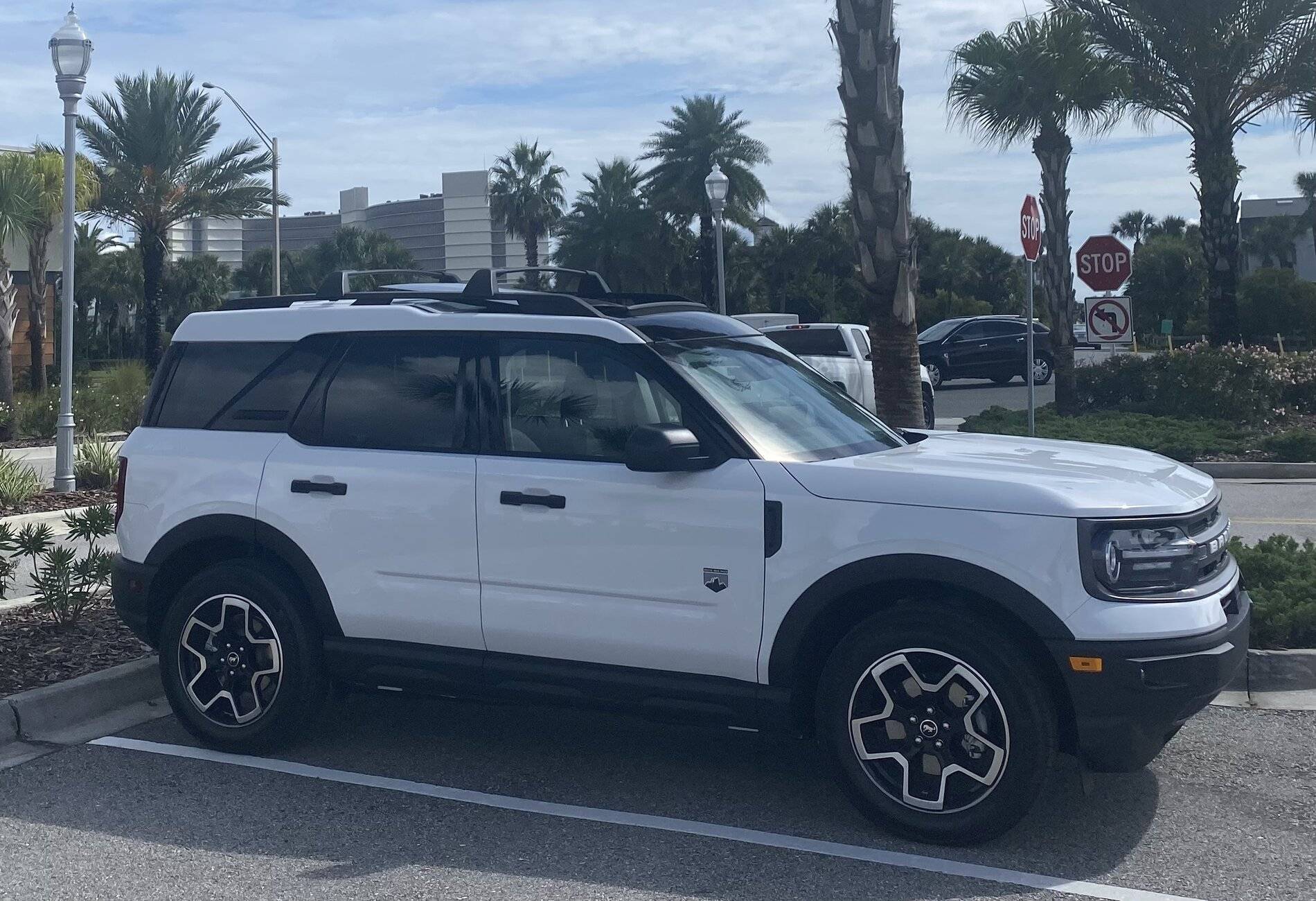 Ford Bronco Sport Lost in a sea of cross bars and roof racks. 3E3D07C6-B896-4C0B-8B52-44424678D8F6