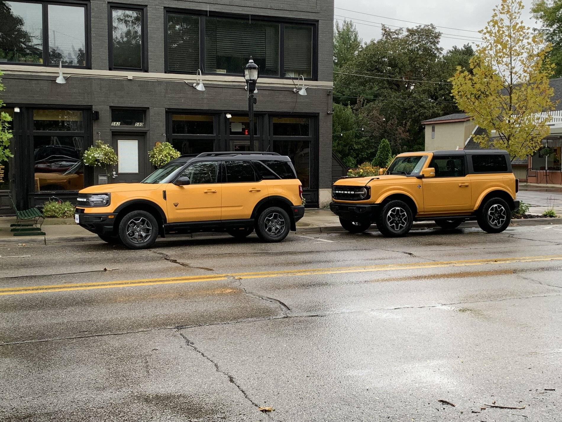 Ford Bronco Sport Waiting room IMG_5670