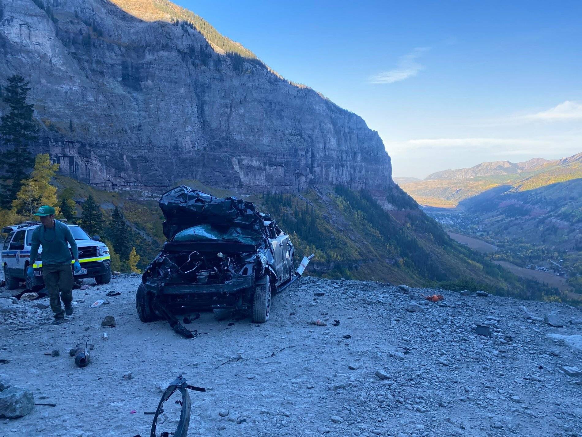 Ford Bronco Sport Bronco Sport rolls off Black Bear Pass in CO, injuring driver and dog 242890105_4273455252691223_7604356430002352493_n