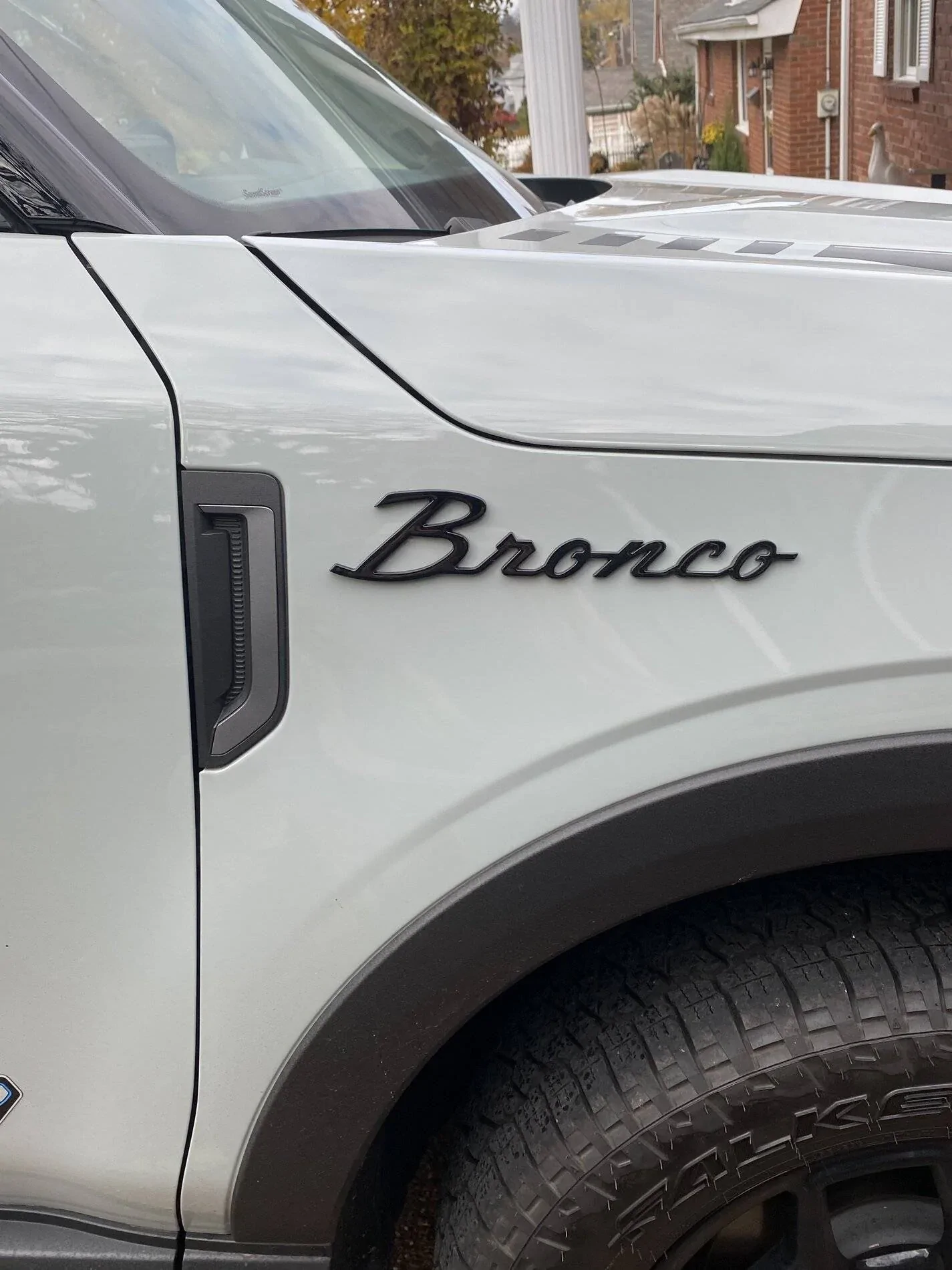 Ford Bronco Sport Bronco script emblem installed D8D1D8B1-7E63-4EA1-BA36-5B04715D159C