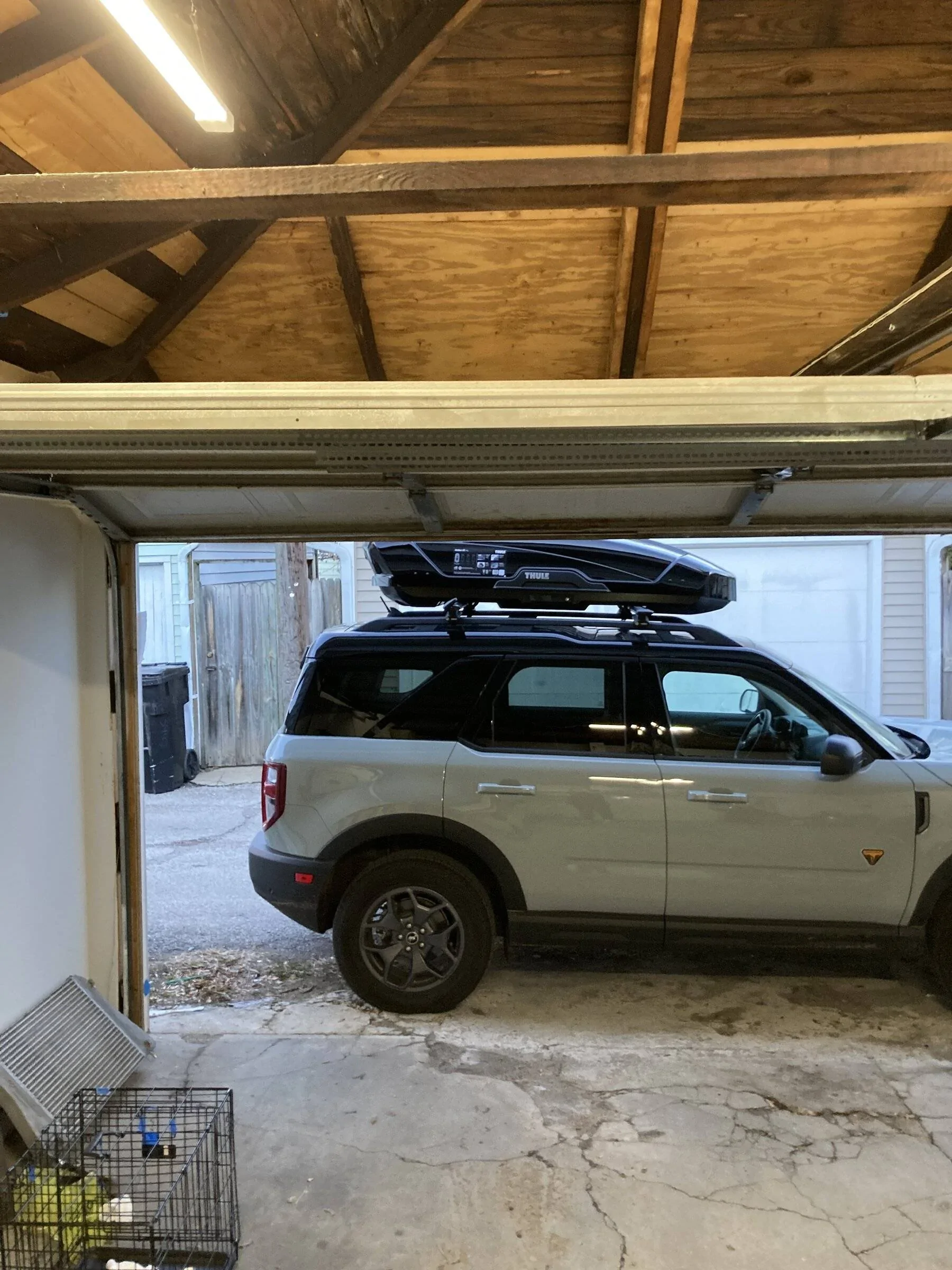 Ford Bronco Sport Thule Motion XT L 0915E0D6-ED25-42EC-BD98-C920D3BFF6F8