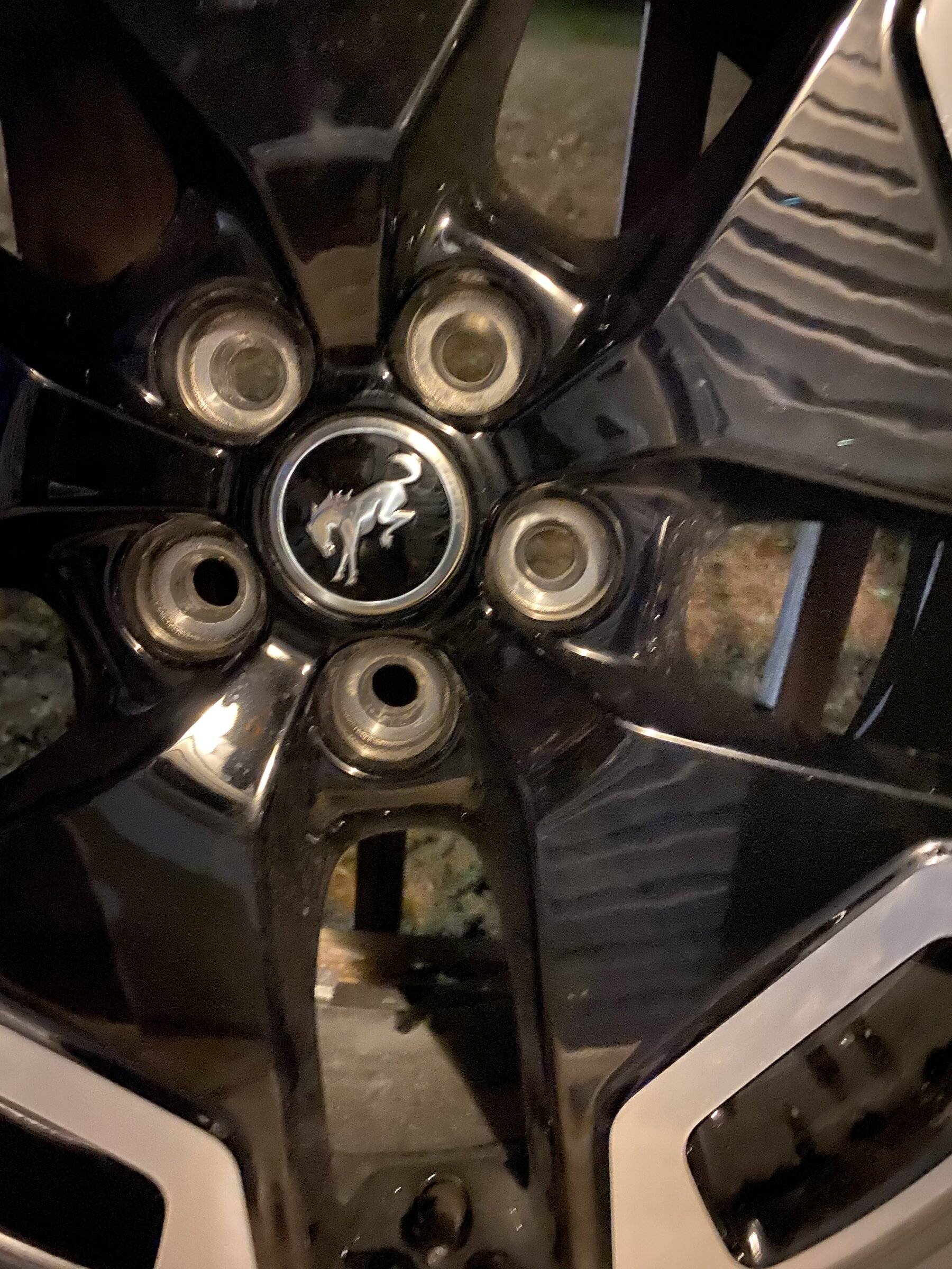 Ford Bronco Sport OB OEM Wheels/tires 0154D6EC-AD3D-499A-80C4-62DE4827156D