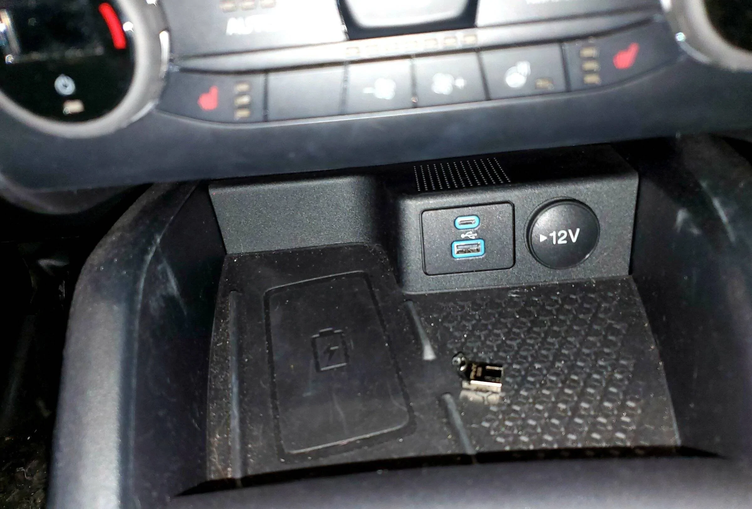 Ford Bronco Sport MP3 music on a flash drive question 20220114_212307