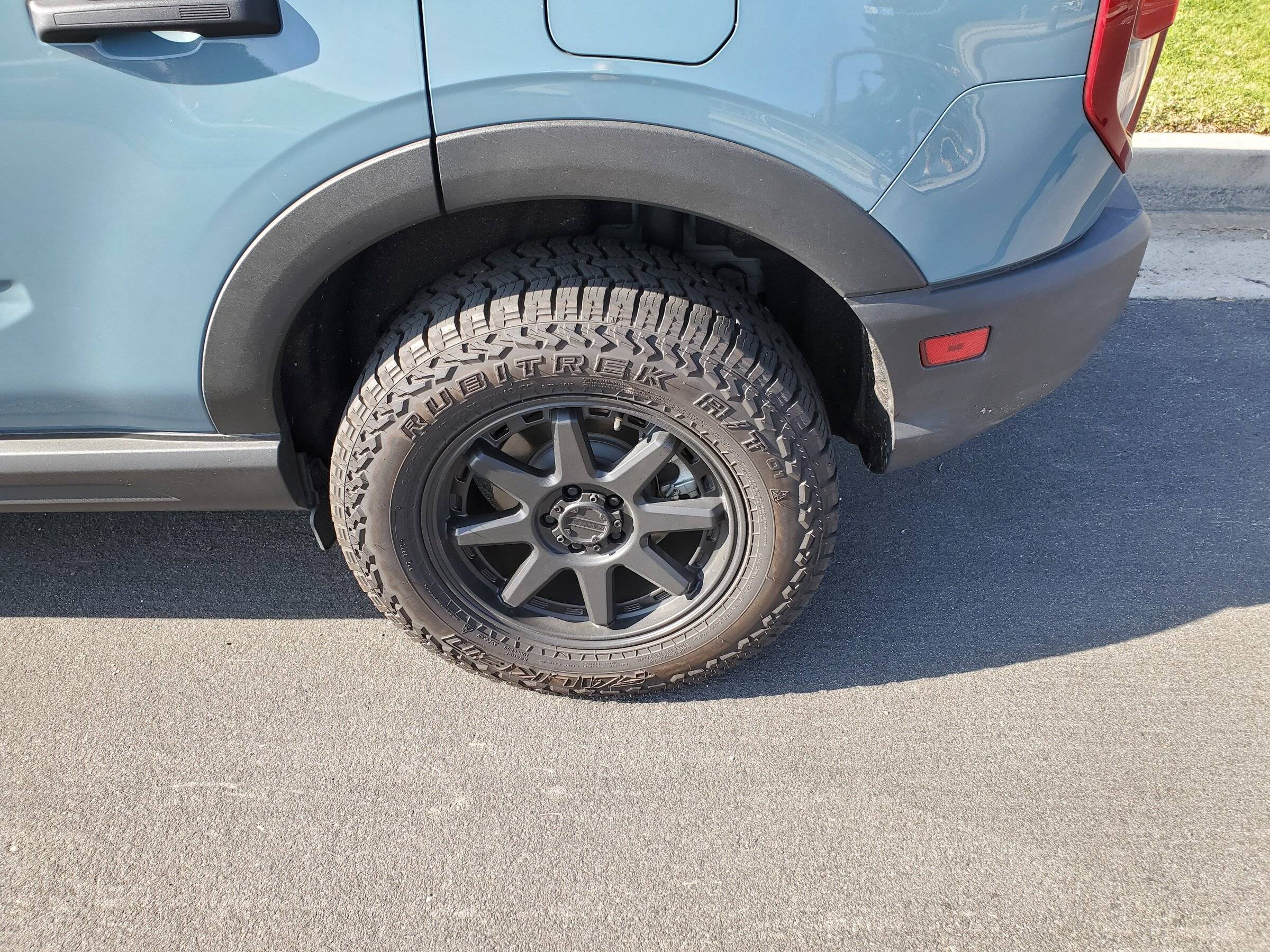 Ford Bronco Sport Pics request: Aftermarket rims and tires 20220108_111214