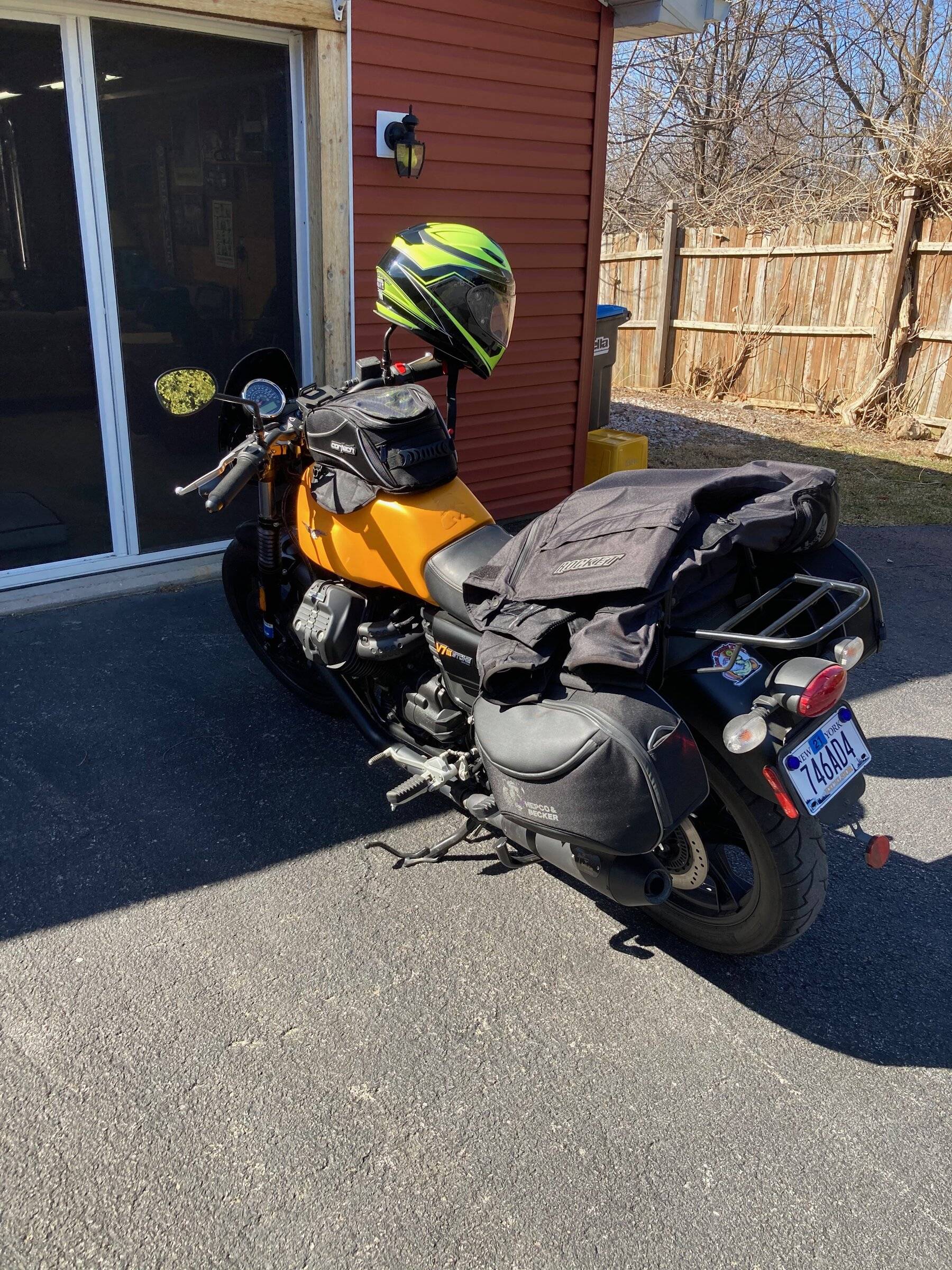 Ford Bronco Sport Non BS car porn. All Photos - 1 of 1 (2)