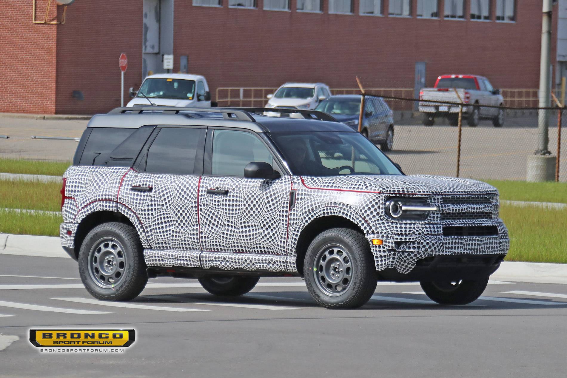 Ford Bronco Sport Spotted: 2021 Bronco Sport Prototypes Wearing Multiple Grilles Bronco_Sport_Grilles_008