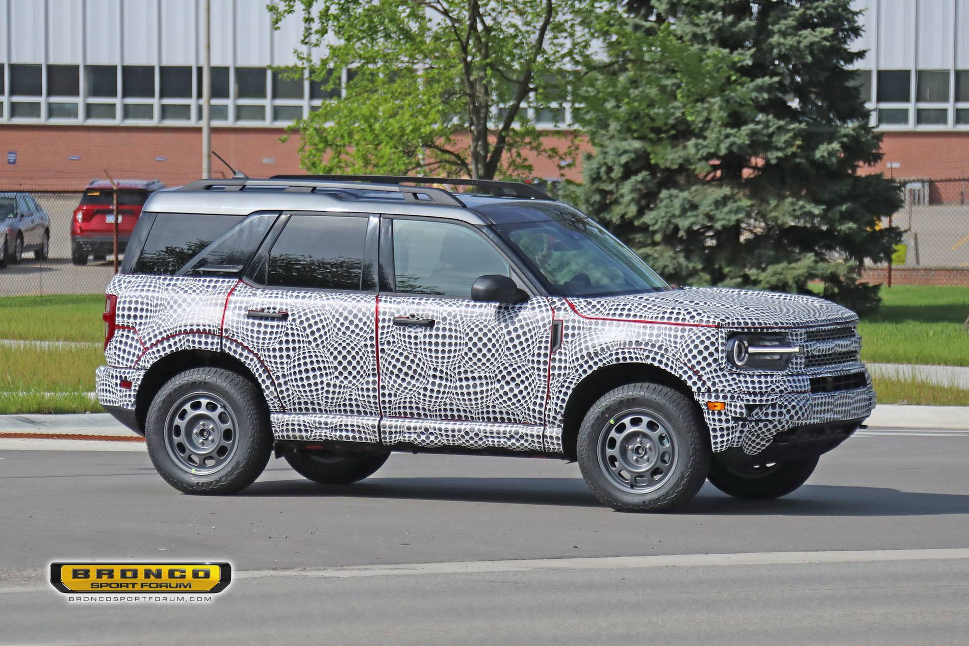 Ford Bronco Sport Spotted: 2021 Bronco Sport Prototypes Wearing Multiple Grilles Bronco_Sport_Grilles_010