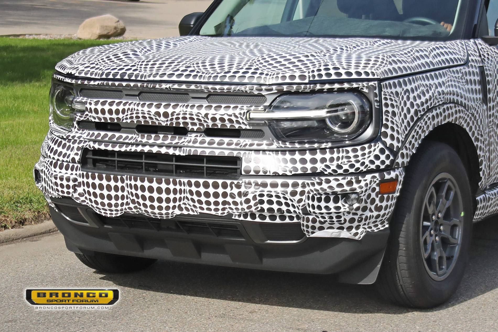 Ford Bronco Sport Spotted: 2021 Bronco Sport Prototypes Wearing Multiple Grilles Bronco_Sport_Grilles_022