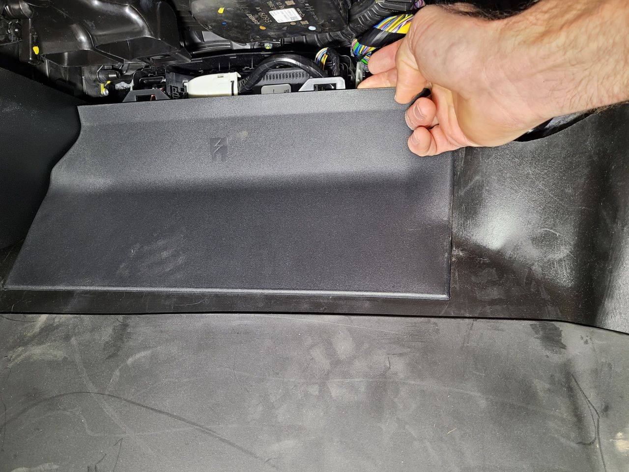 Ford Bronco Sport I Installed a Dash Cam FuseBoxAccess