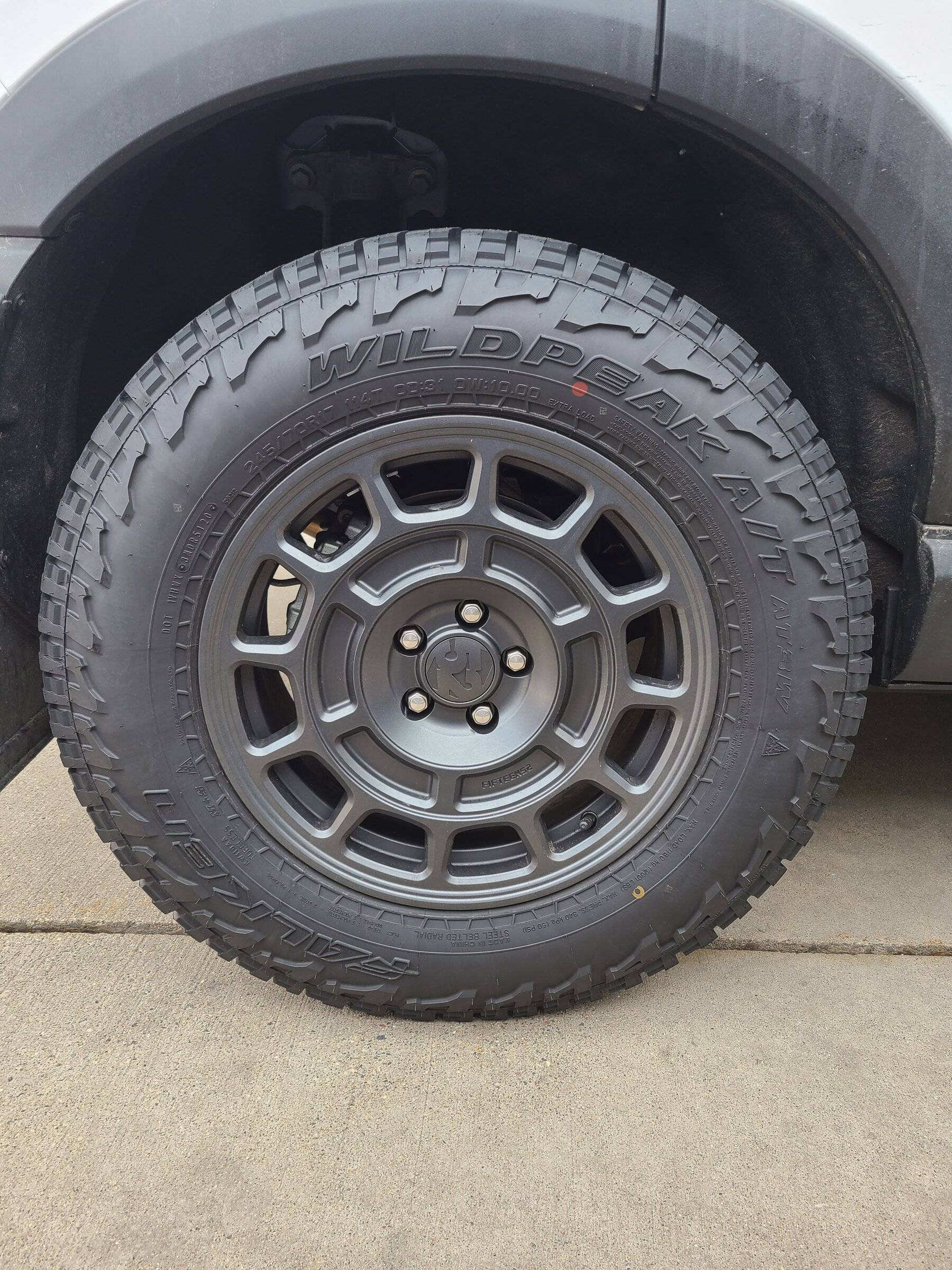 Ford Bronco Sport Fifteen52 Metrix & Wildpeak AT3s/ Yakima Rack 20220318_100617