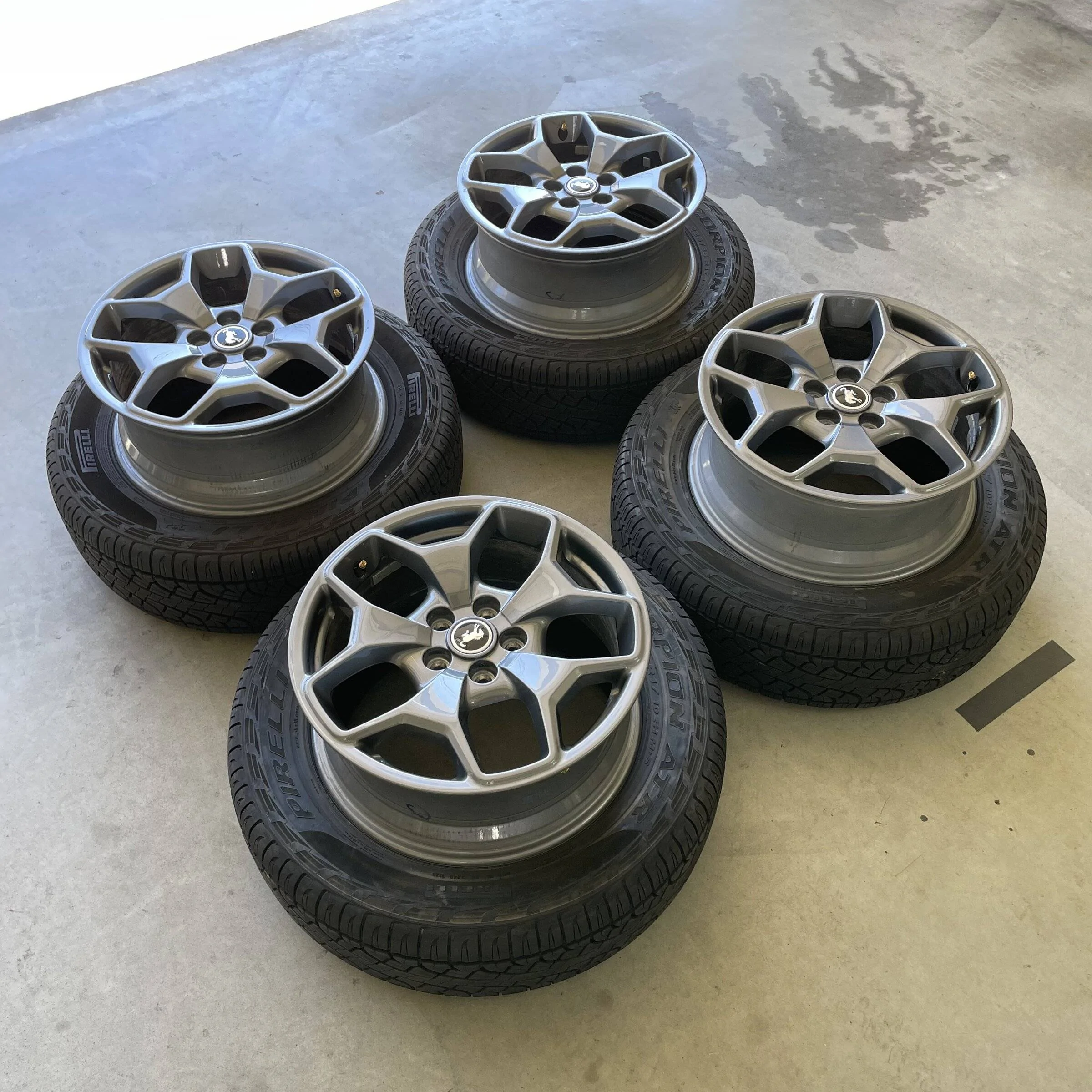 Ford Bronco Sport BADLANDS Wheels & Tires B0042625-9444-479E-93C2-B3B2BC5CDFF4