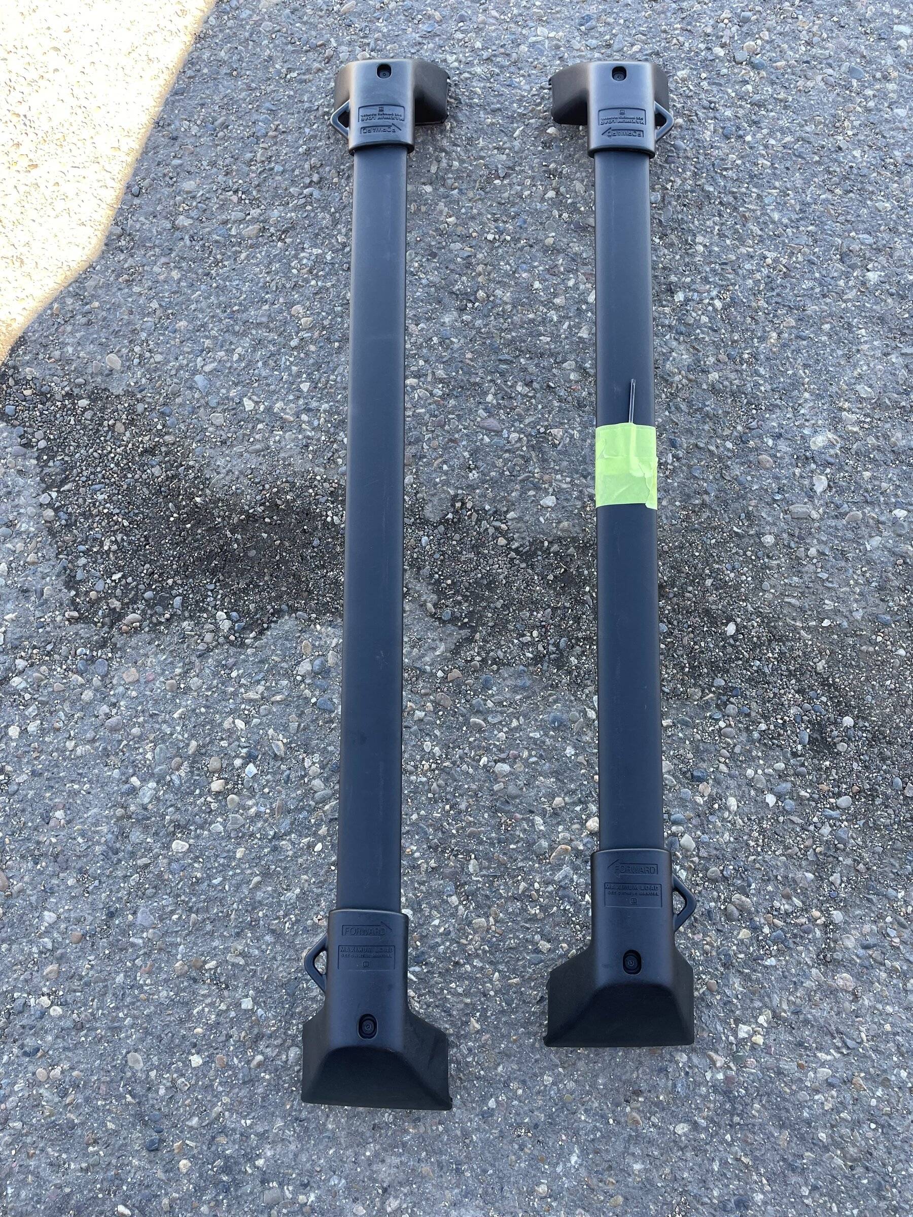 Ford Bronco Sport *Sold*Big Bend Factory Crossbars 264BCEED-85B6-48AA-AB8F-A9B319B3E475