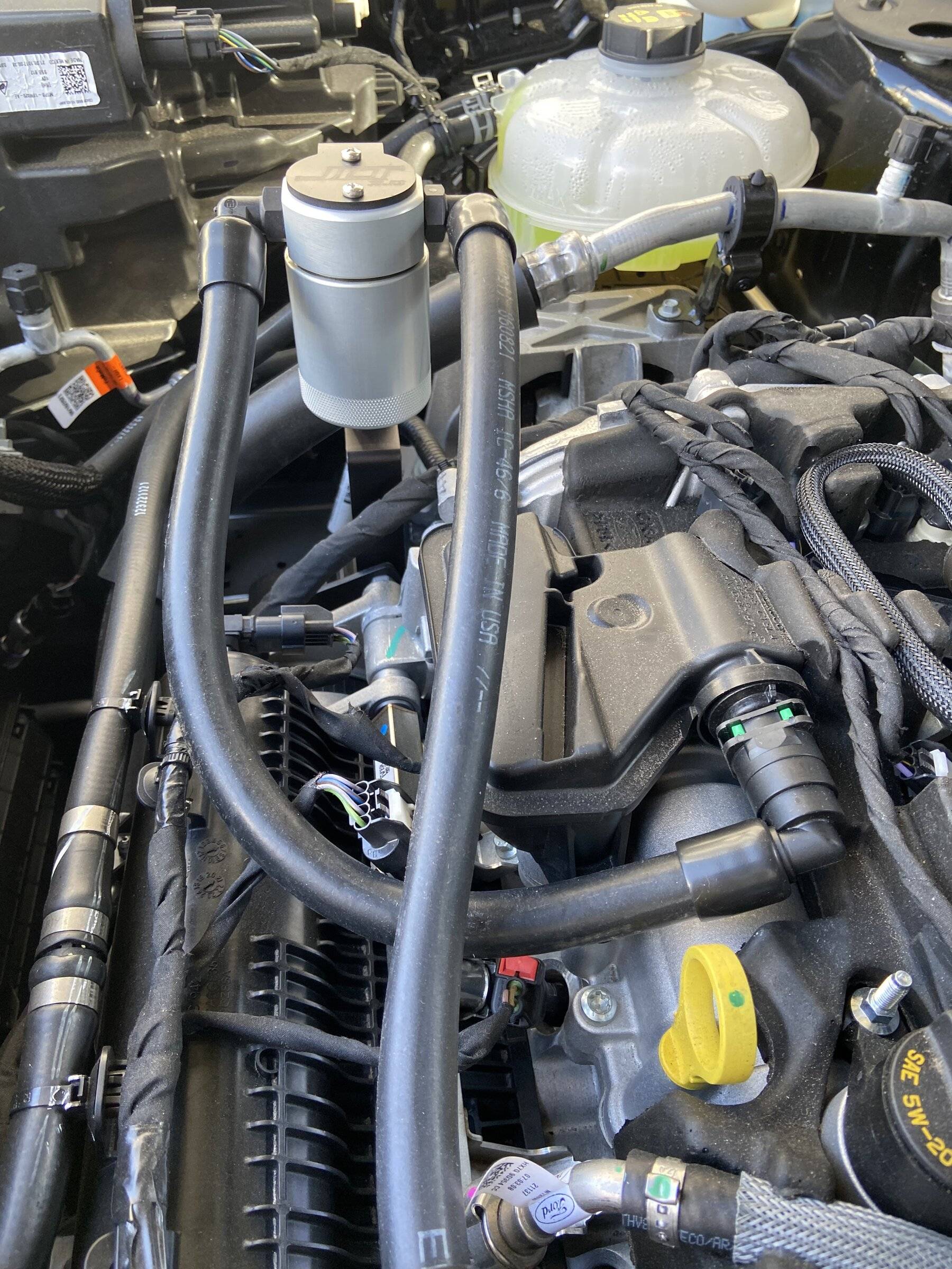 Ford Bronco Sport Oil catch can 07BC26FE-9139-4742-97A3-415826C4E586