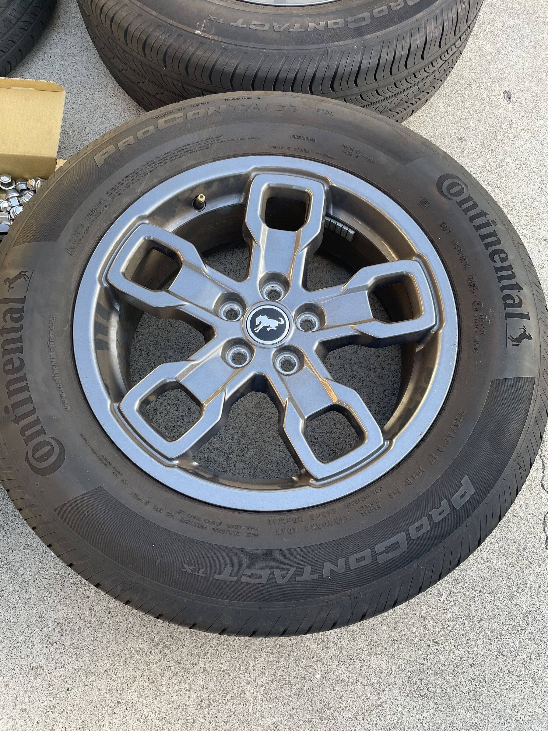 Ford Bronco Sport Big Bend Wheels + Tires E1C10432-D418-45EA-915A-AAA2CCC3E5FD