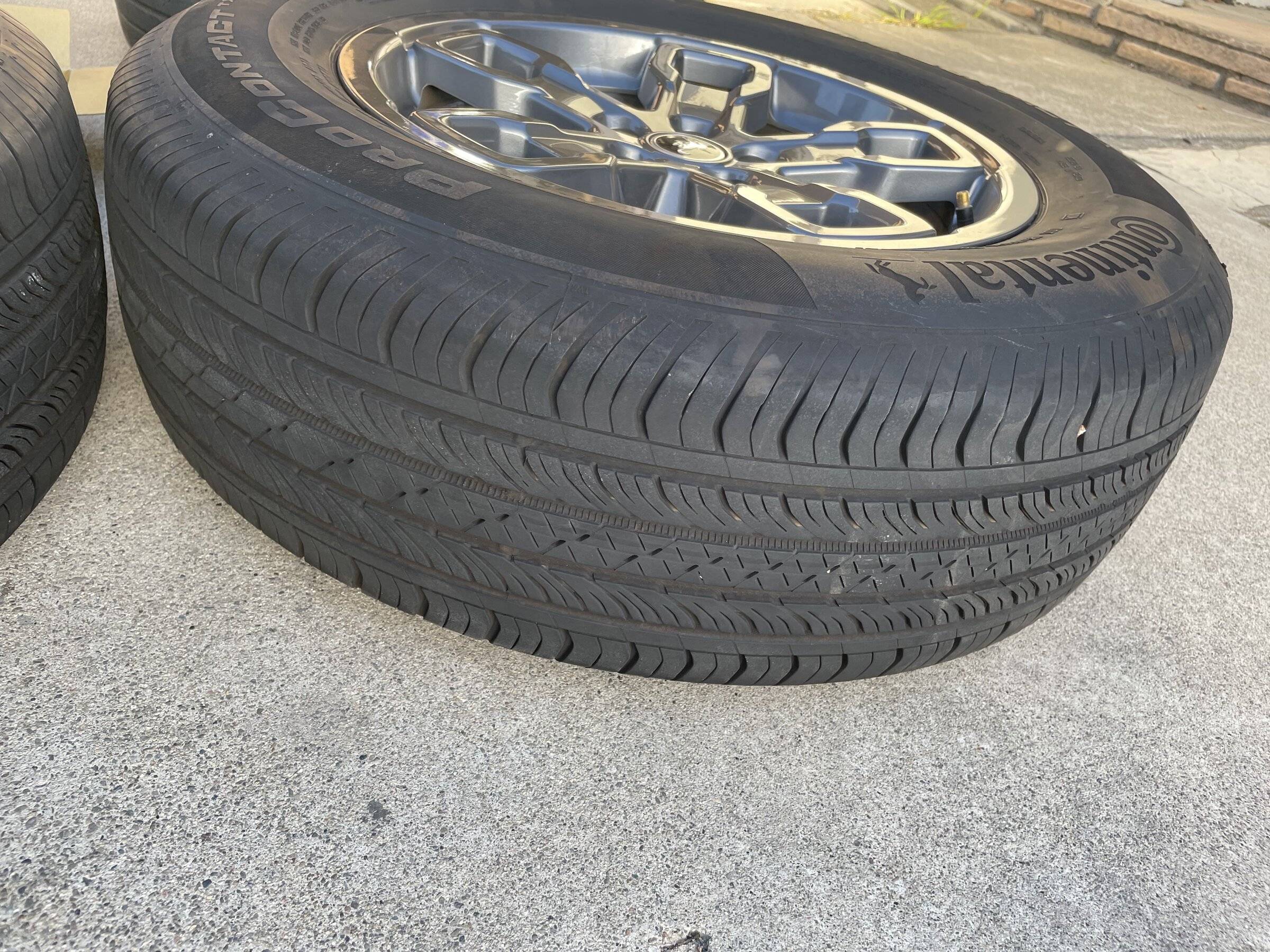 Ford Bronco Sport Big Bend Wheels + Tires 2DE8EE50-5D4A-497C-AC9C-390205D62962