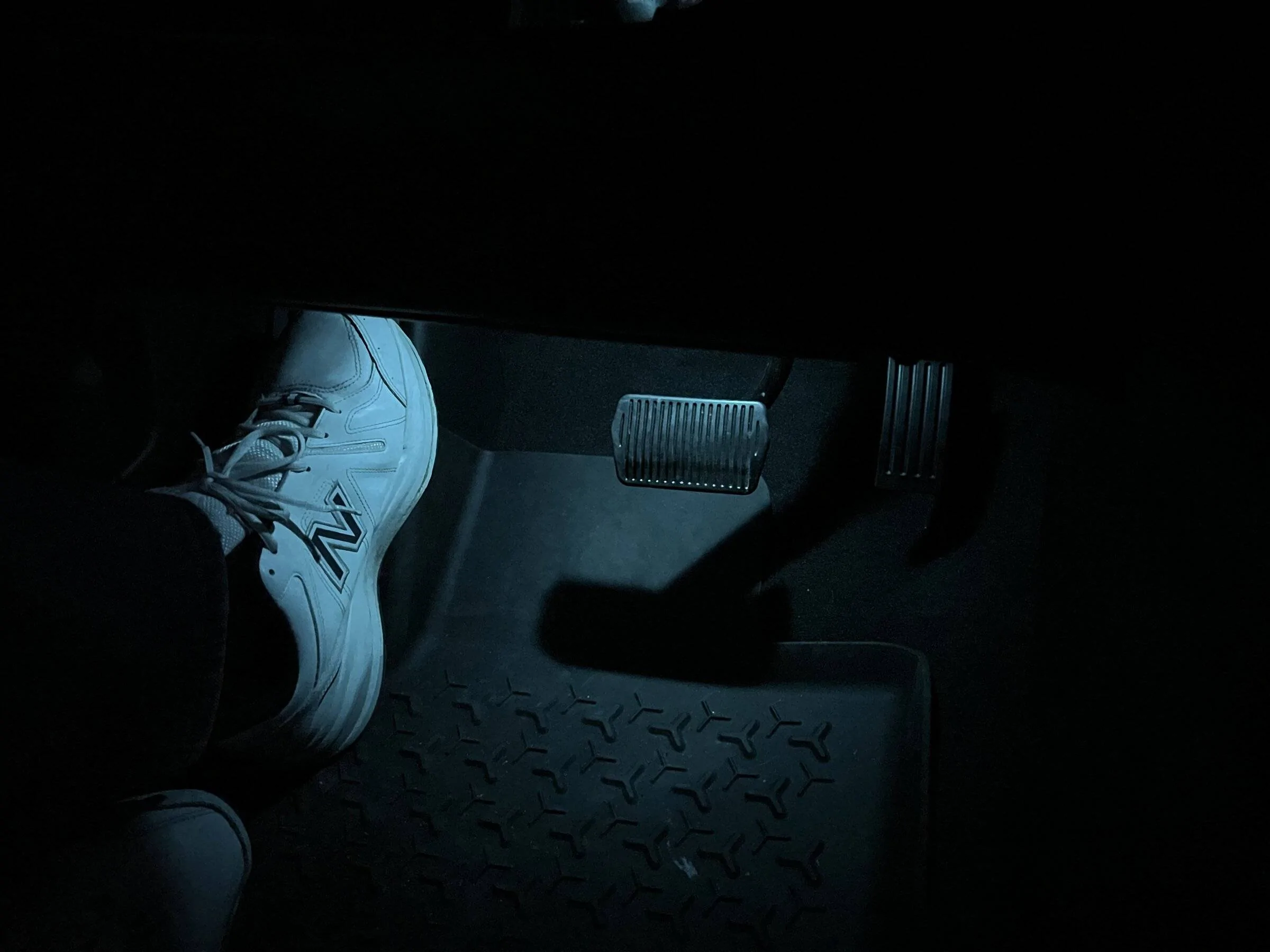 Ford Bronco Sport Cup Holder Ambient Lighting 8C611CB4-2C99-4822-8FD2-8A41D0B11A7B