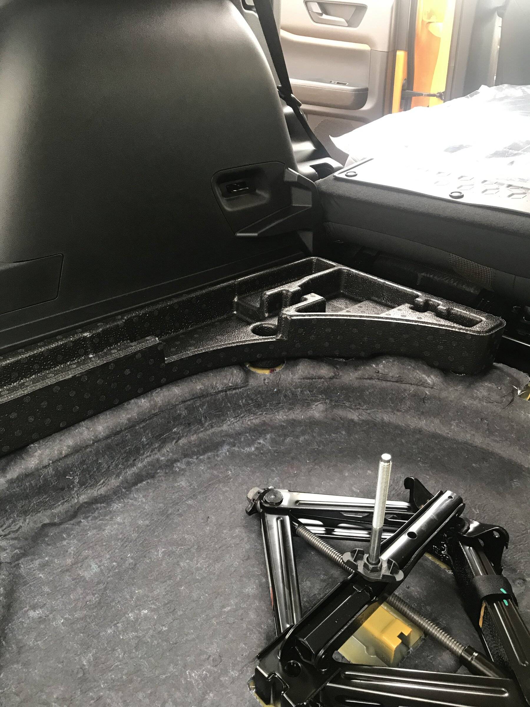 Ford Bronco Sport Fold Flat Rear Seats? 0BBB8F60-9891-48EA-B14E-C0F8CEABF15E