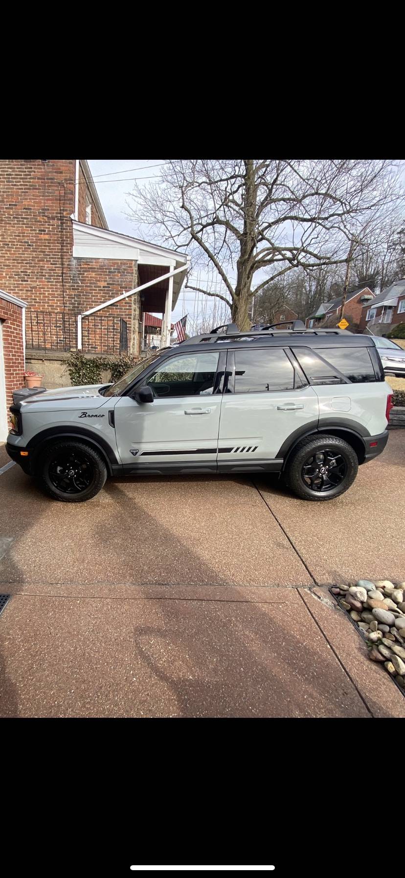 Ford Bronco Sport Ford Factory Hitch & Yakima Cargo Basket Installed 9DDF0643-1458-4B05-968A-A7217244F317