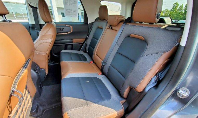 Ford Bronco Sport Folding Headrests grey-2021-ford-bronco-sport-outer-banks-4wd-suv-for-sale-piqua-ohio-CP16532BT-3-762x456