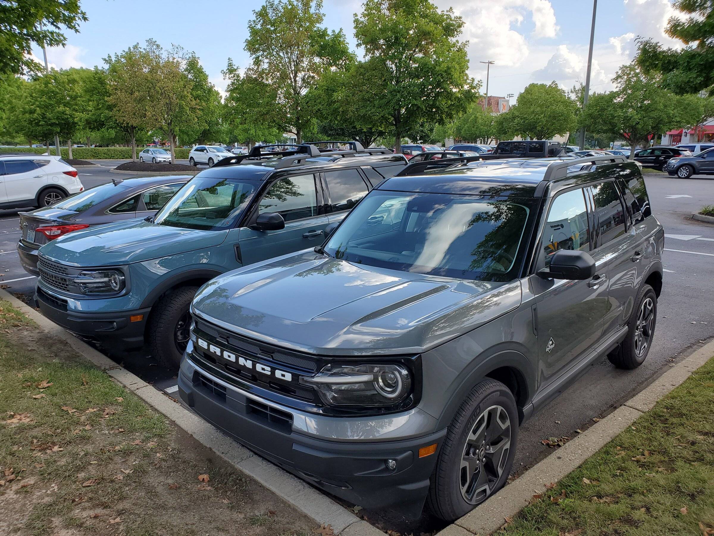 Ford Bronco Sport Do you park beside other BS at the grocery store, mall etc. ? Or is it weird? 20210828_172249