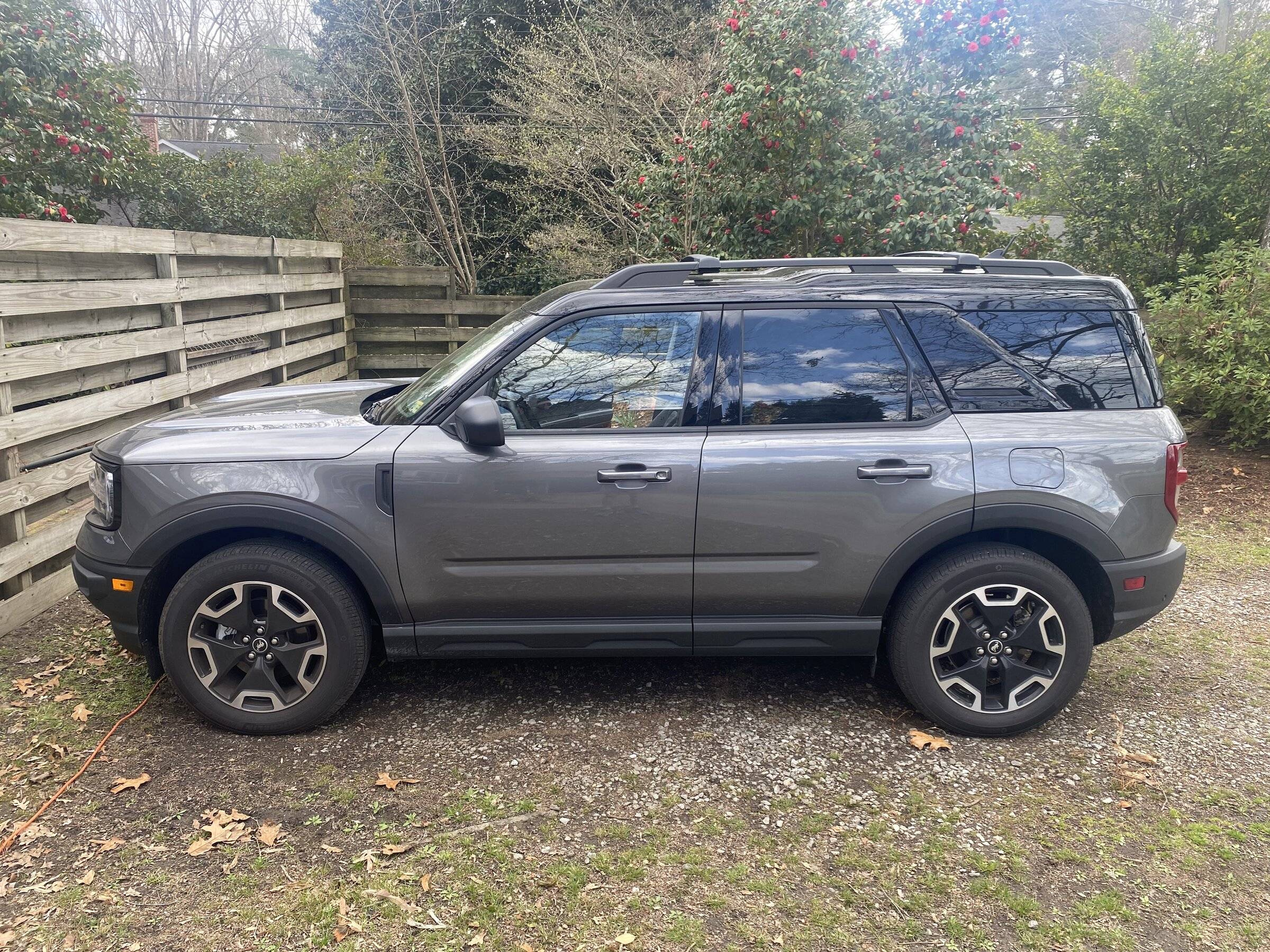 Ford Bronco Sport Roof Crossbars - 2021 Bronco Sport Outer Banks B1838F38-4C63-49AA-9F53-7FE99E771683