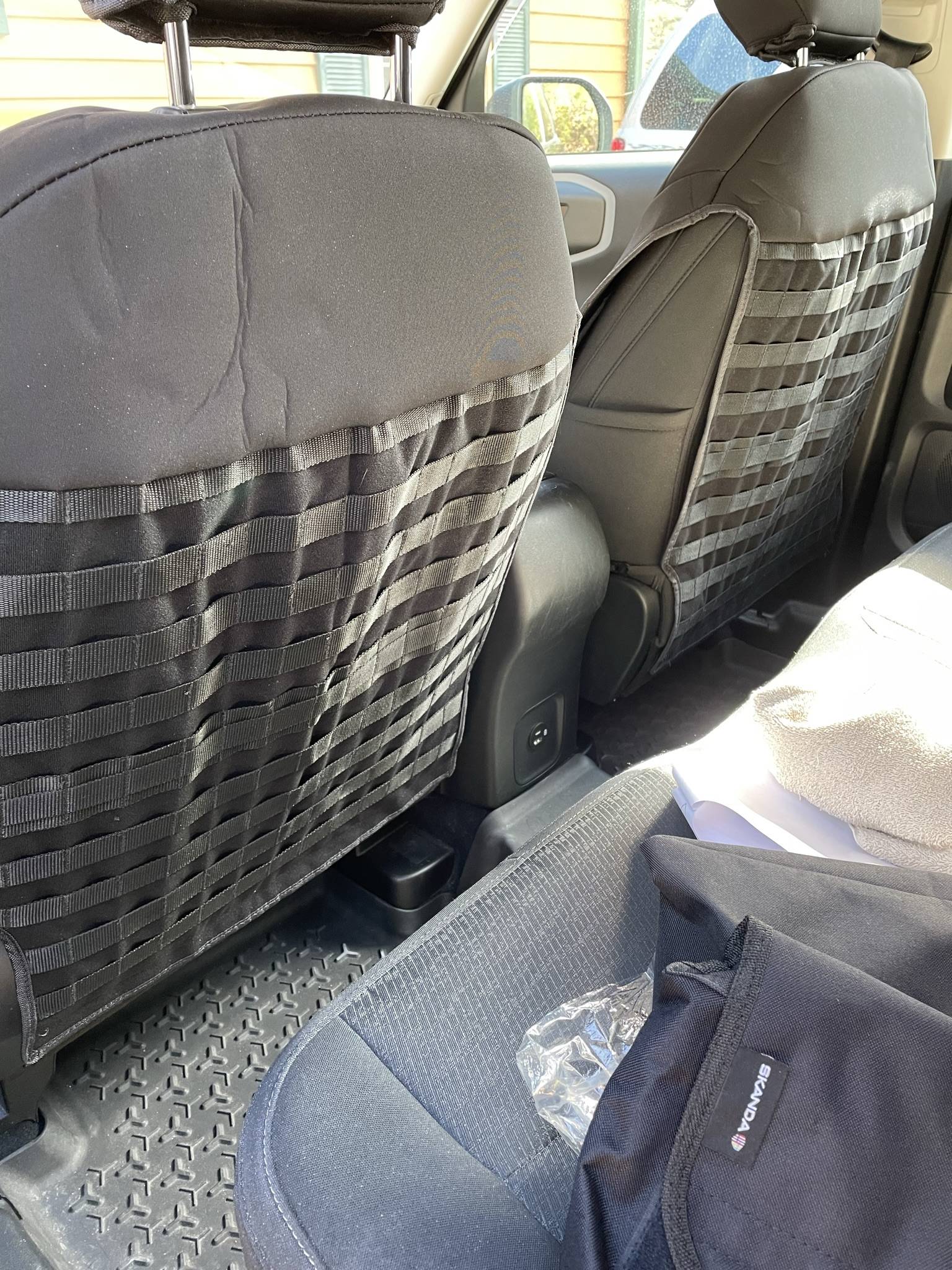 Ford Bronco Sport Seat covers 16050D1D-0895-4EBD-8CBA-B85728ACF48D