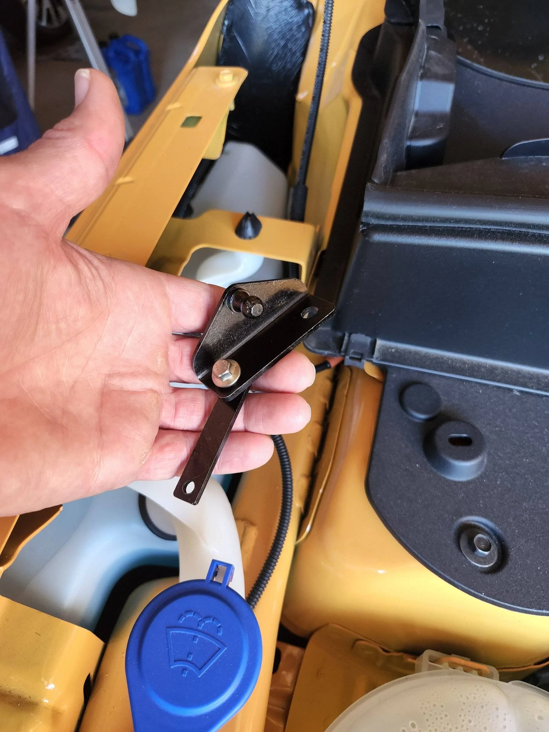 Ford Bronco Sport Hood strut reviews from those that have them 20220518_182852