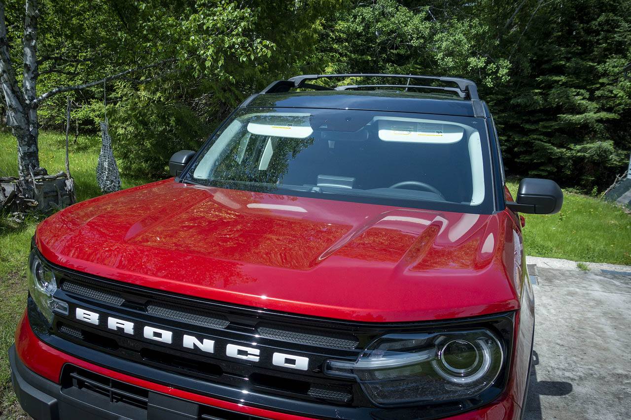 Ford Bronco Sport Lost in a sea of cross bars and roof racks. bronco-roof-rack-2022_0002-copy-