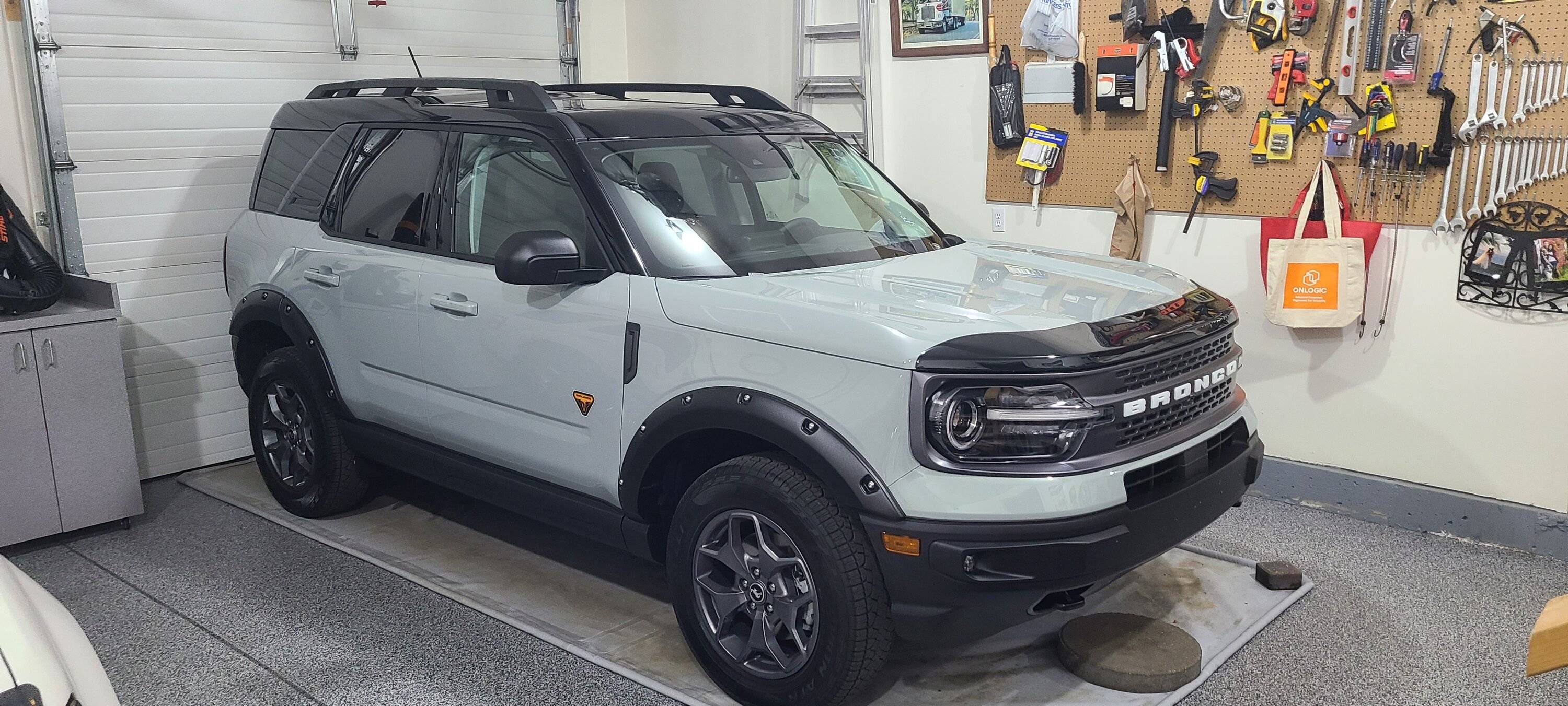 Ford Bronco Sport Waiting room 2022-06-22 16.30.37