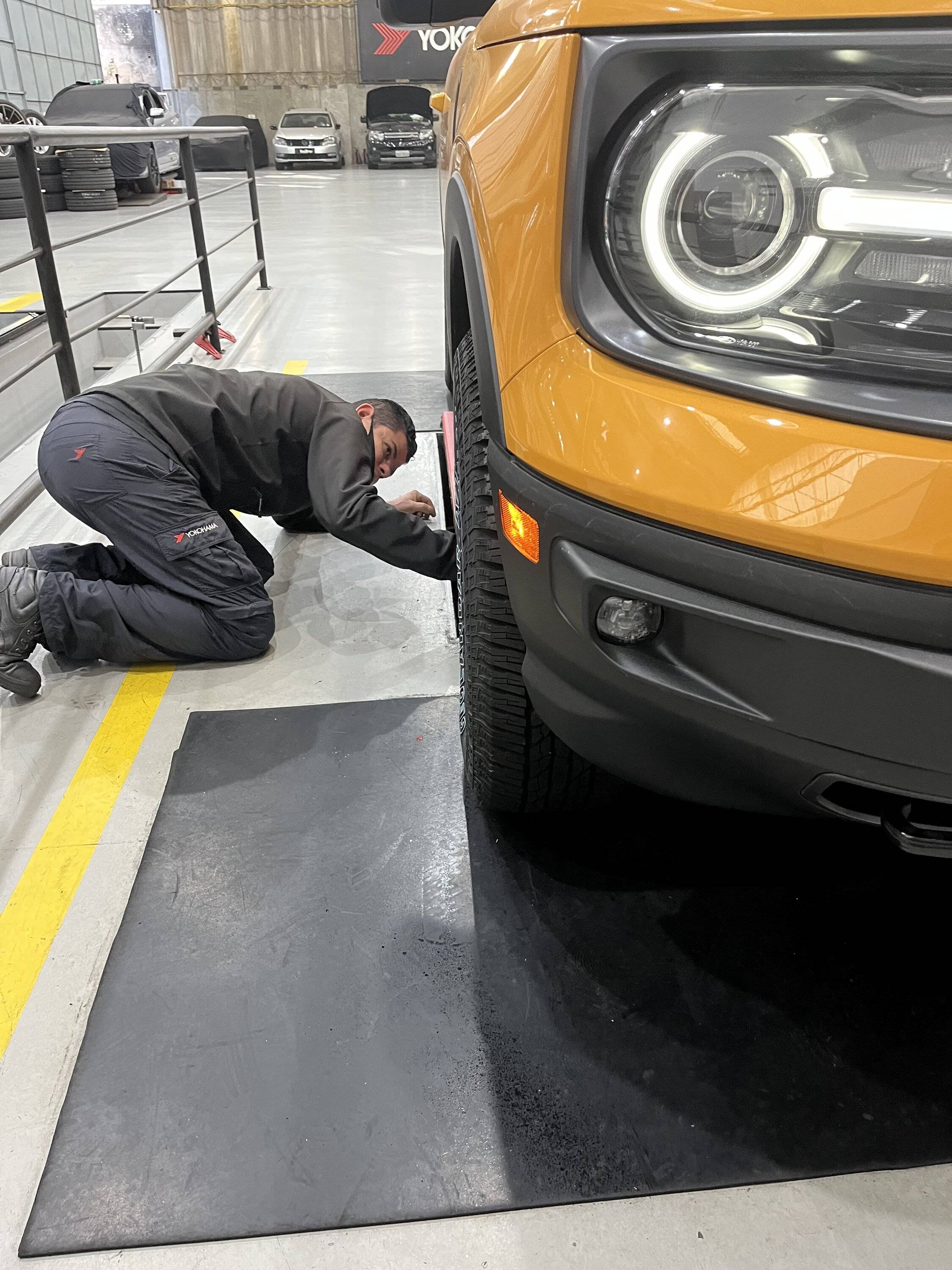 Ford Bronco Sport Yokohama Geolandar A/T G015 690D7EEF-282F-4E38-8EC0-894162F43229