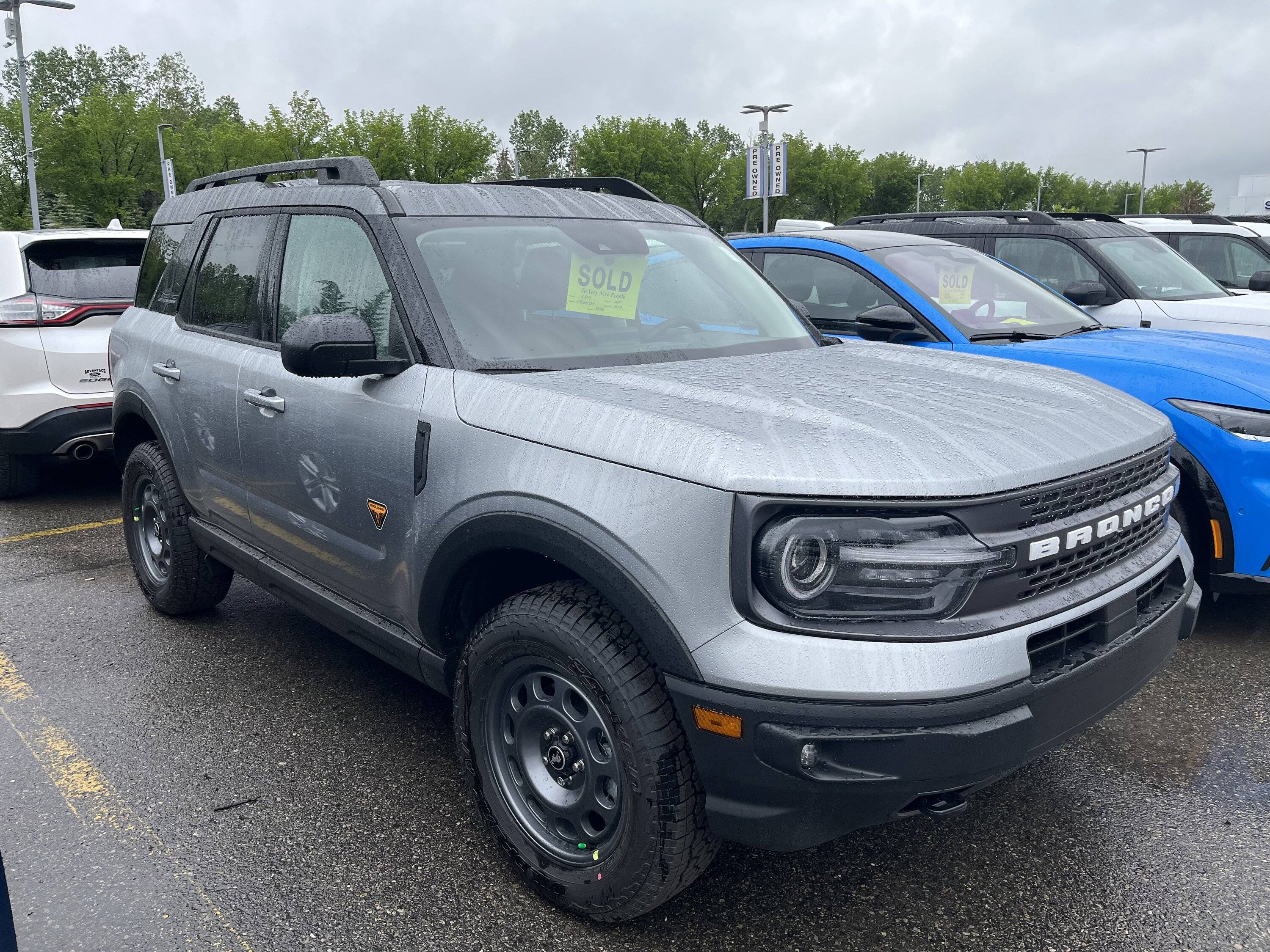 Ford Bronco Sport Waiting room 5B1E6C20-64EC-48E2-8AA1-8938FB0AB964