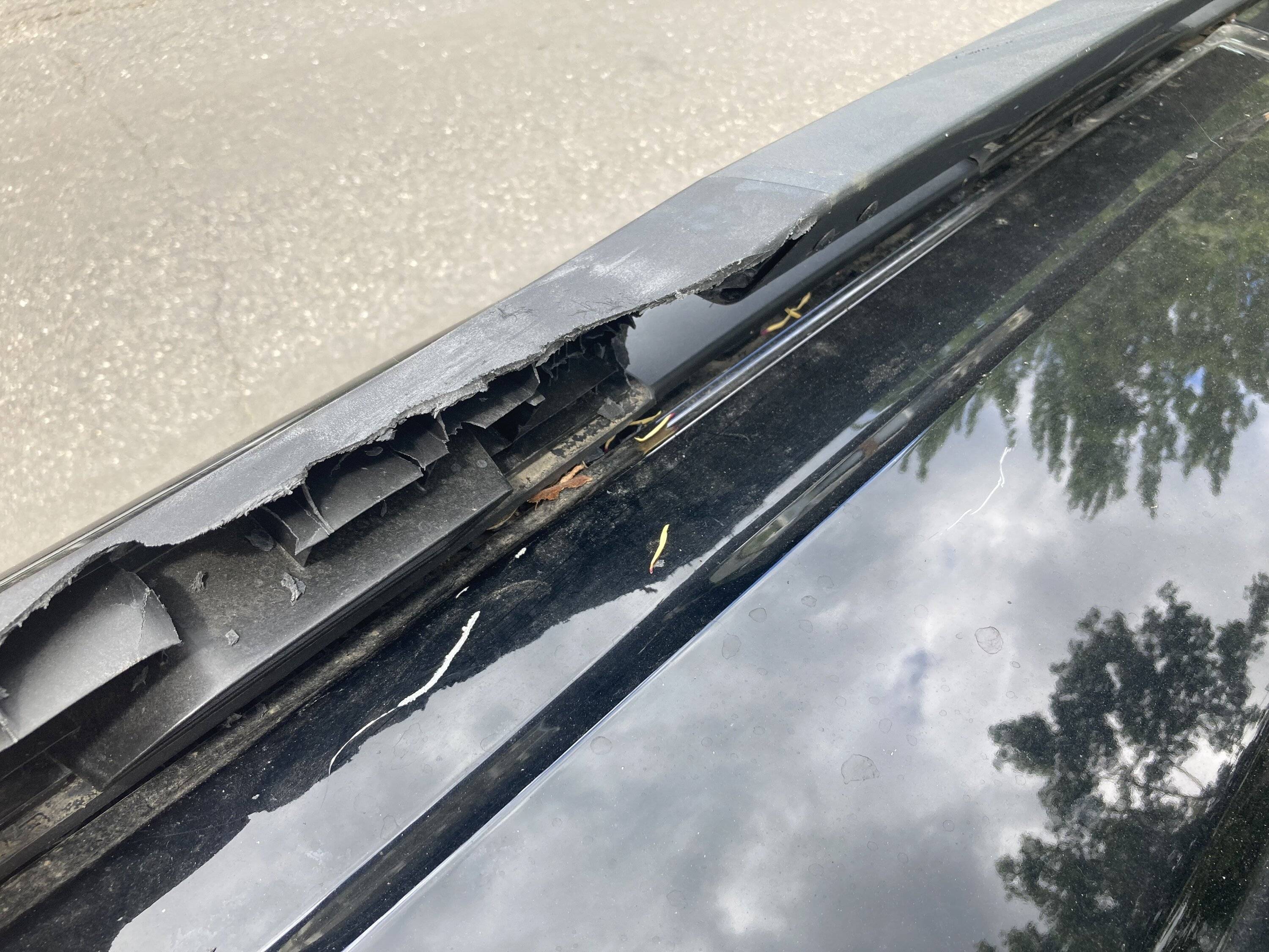 Ford Bronco Sport What does it take to trigger alarm (roof top tent stolen) C4D2A479-FC7D-4E68-A561-996D6B63C5A1