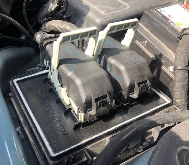 Ford Bronco Sport Engine Fuse Box "Pull the connector" connectors